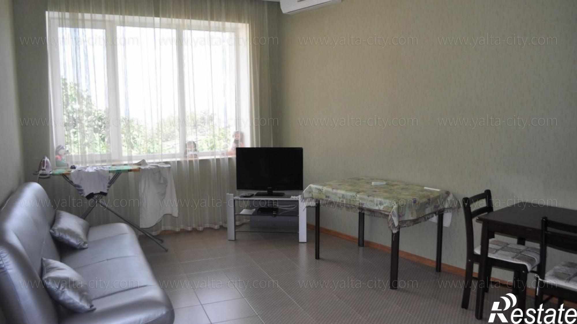 Купить дачу, дом, коттедж за 15 750 000 рублей на Алупкинское шоссе ул., 28