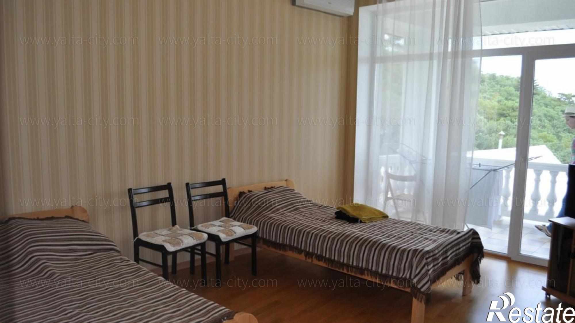 Купить дачу, дом, коттедж за 15 750 000 рублей на Алупкинское шоссе ул., 28