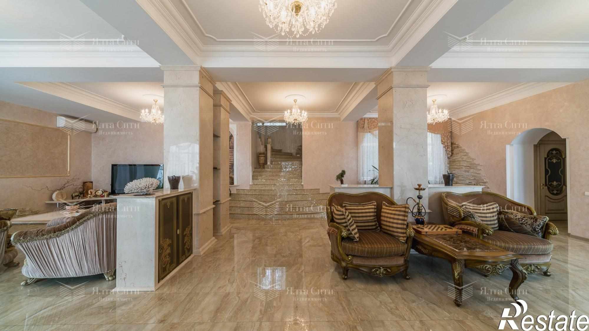 Купить дачу, дом, коттедж за 295 000 000 рублей на Лесная ул., 18