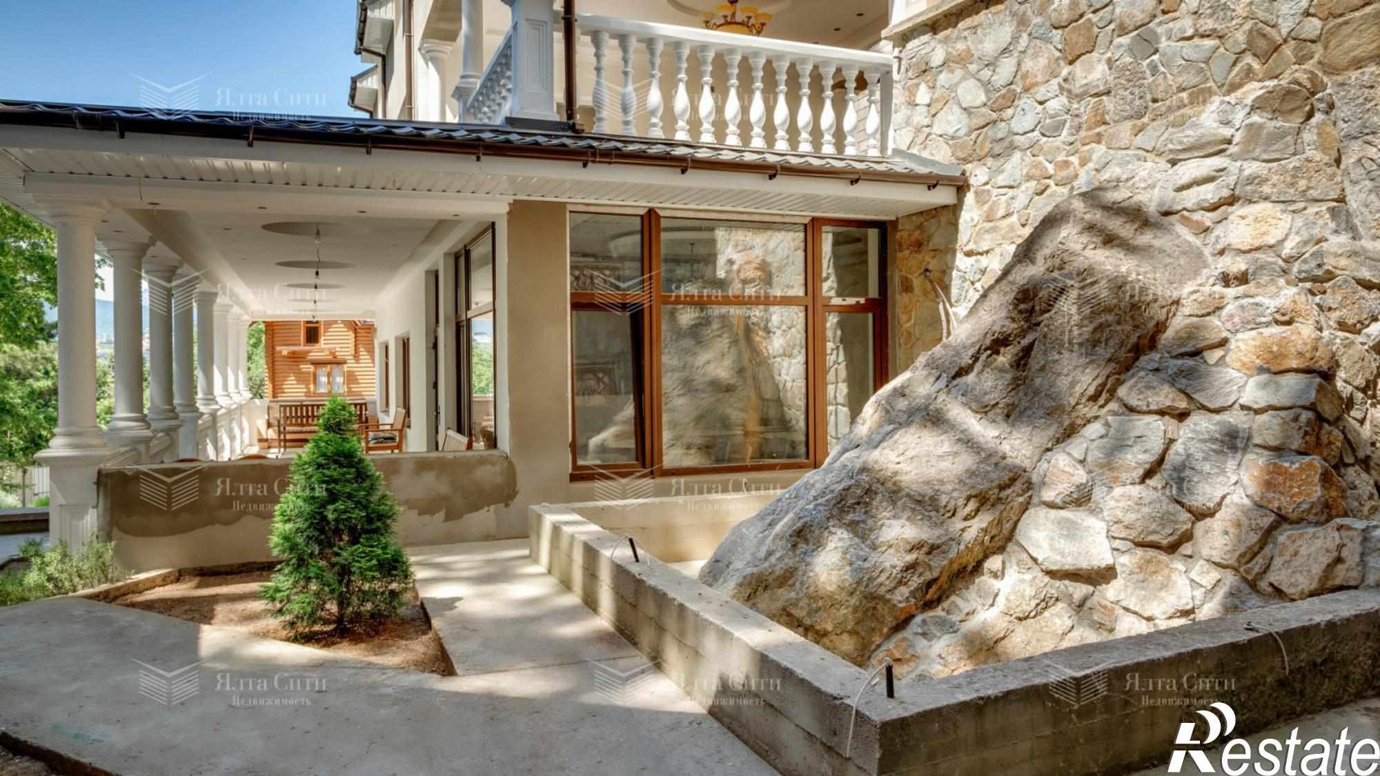 Купить дачу, дом, коттедж за 274 640 000 рублей на Винодела Егорова ул., 35