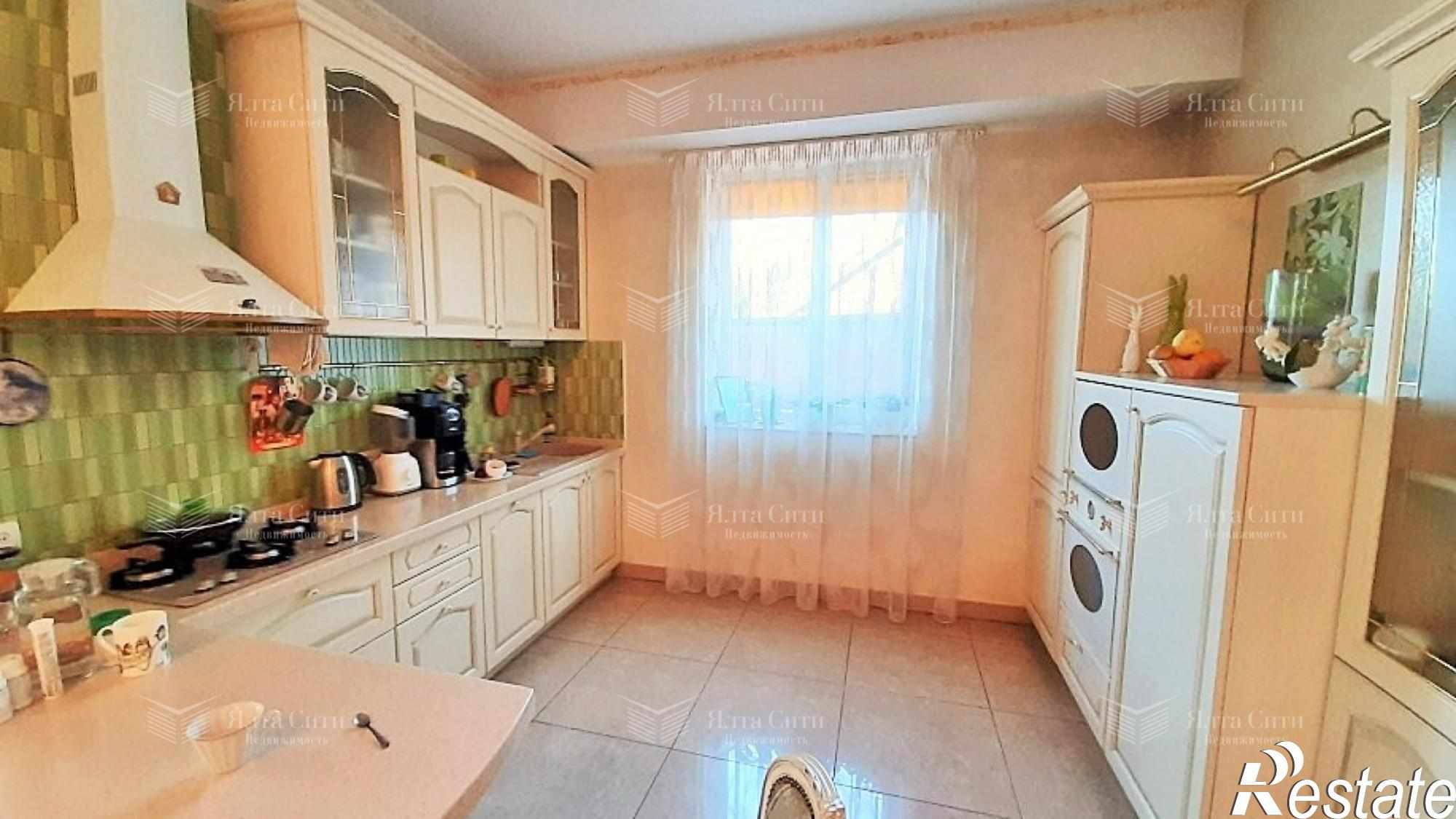 Купить дачу, дом, коттедж за 92 000 000 рублей на Сеченова ул.