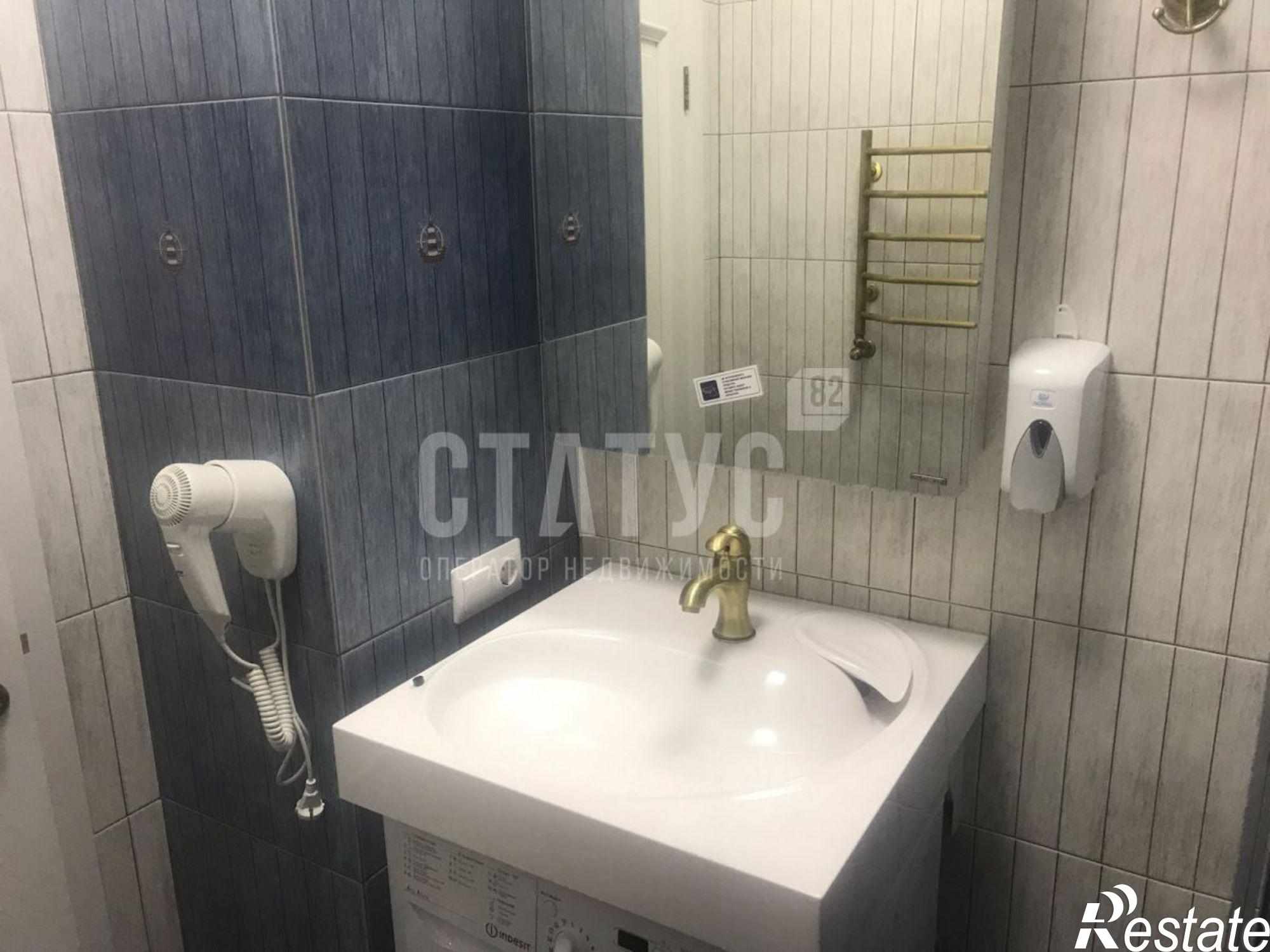 Сдать квартиру за 120 000 рублей на имени Гагарина парк, 9
