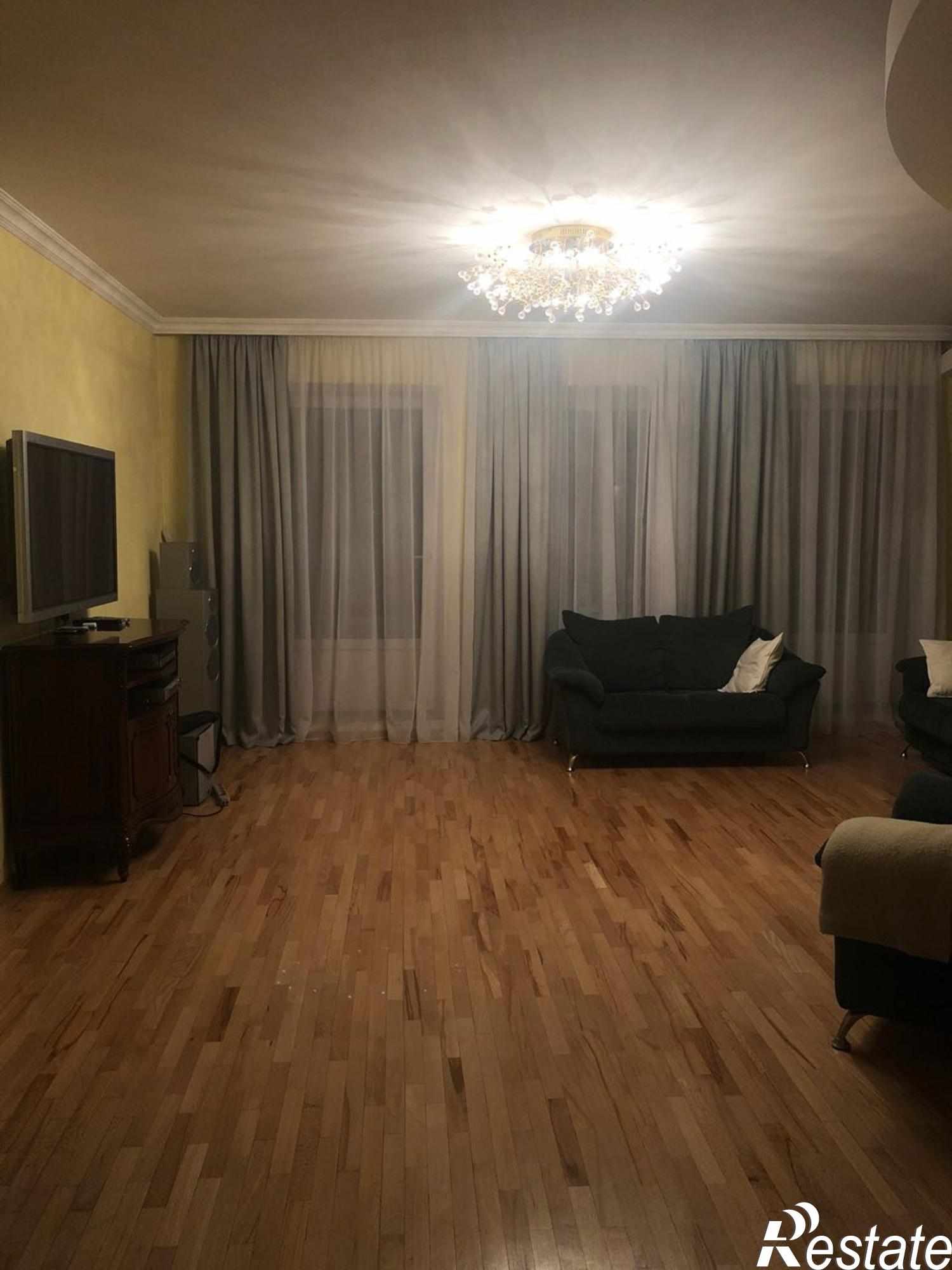 Сдать квартиру за 50 000 рублей на Преображенская ул., 33