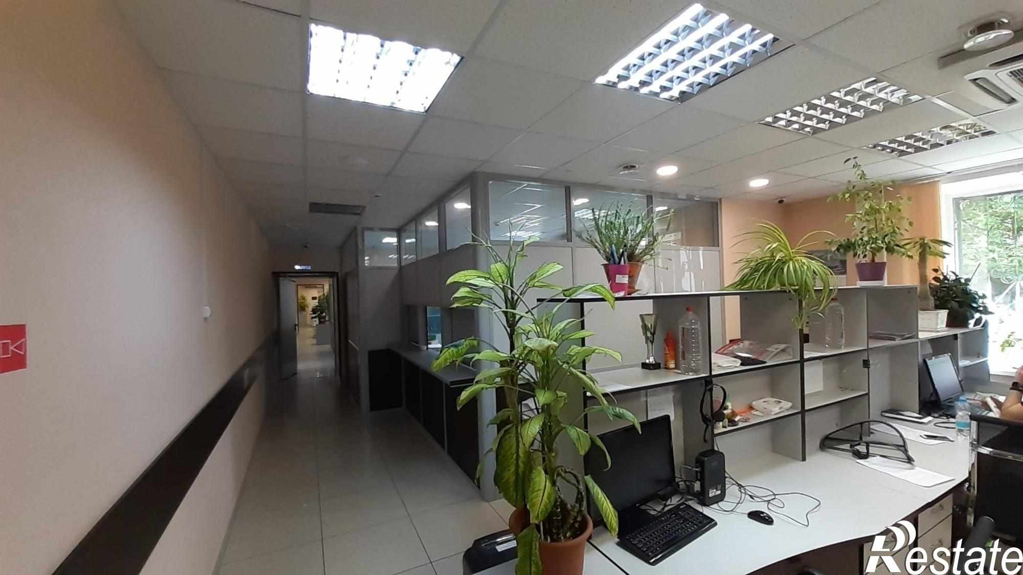 Сдать офис, помещение под офис за 305 000 рублей на А.С.Большева ул., 5