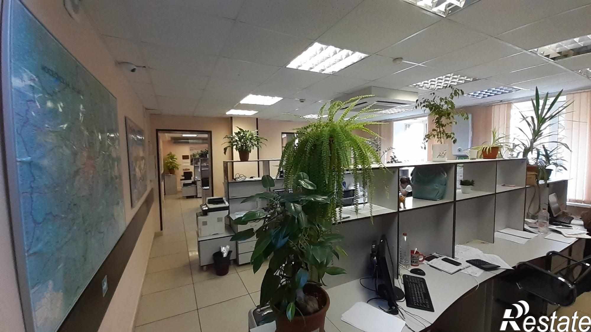 Сдать офис, помещение под офис за 305 000 рублей на А.С.Большева ул., 5