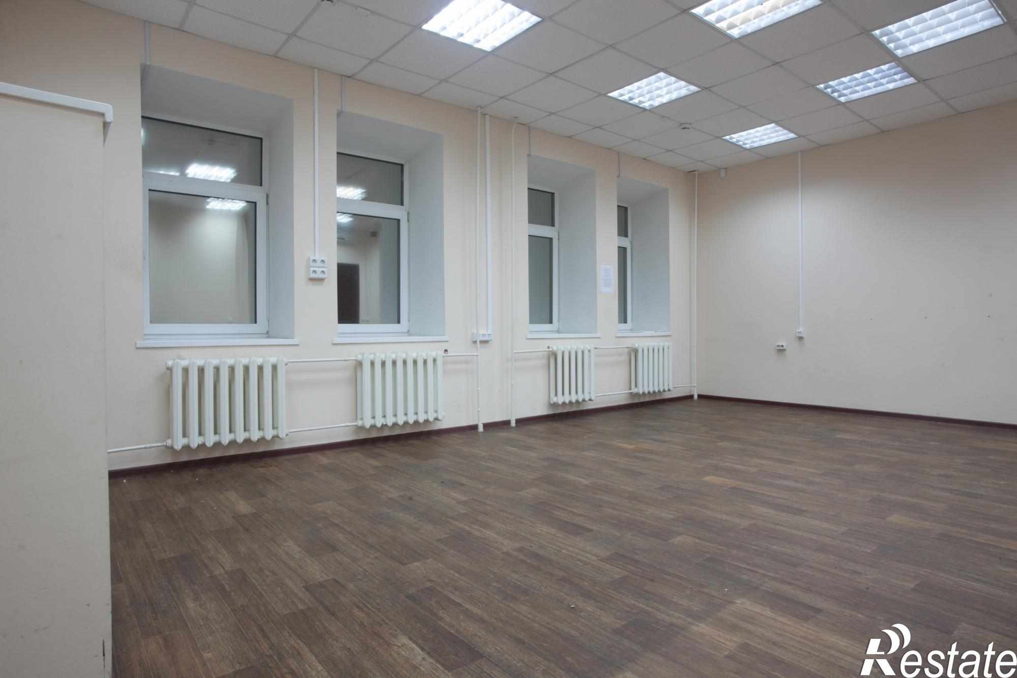 Сдать офис, помещение под офис за 30 500 рублей на Дерендяева ул., 17