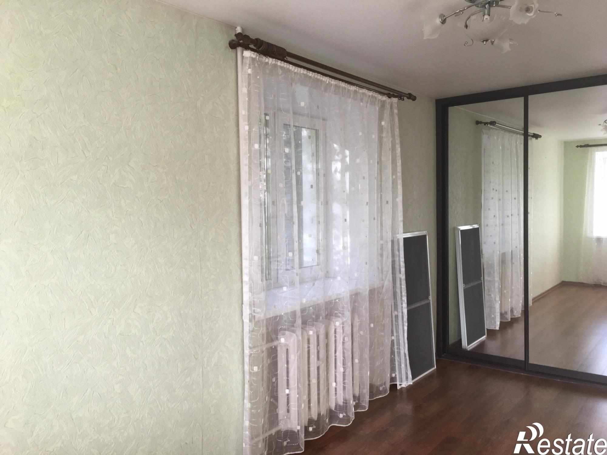 Сдать квартиру за 10 000 рублей на Шинников ул., 26