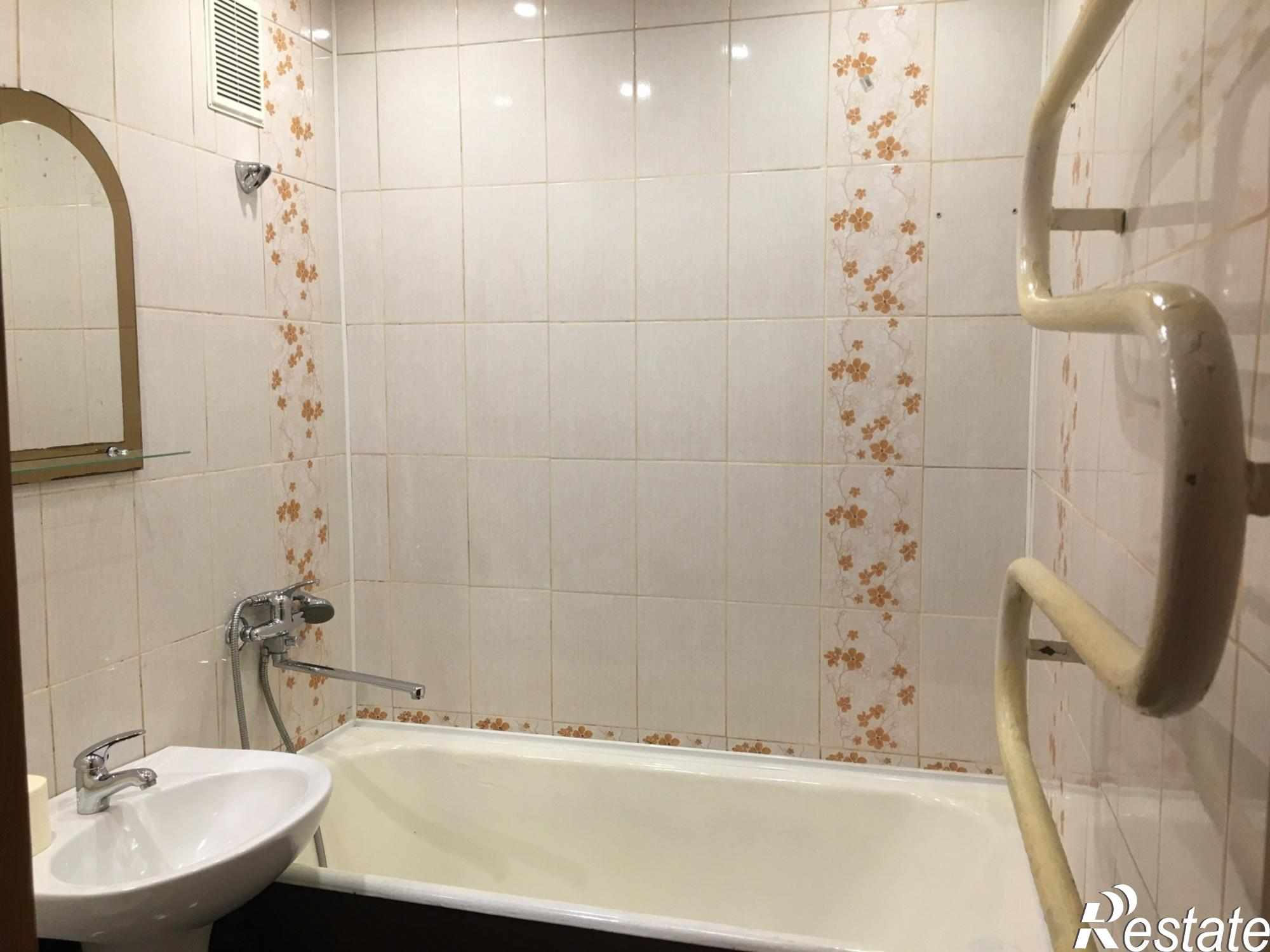 Сдать квартиру за 10 000 рублей на Шинников ул., 26