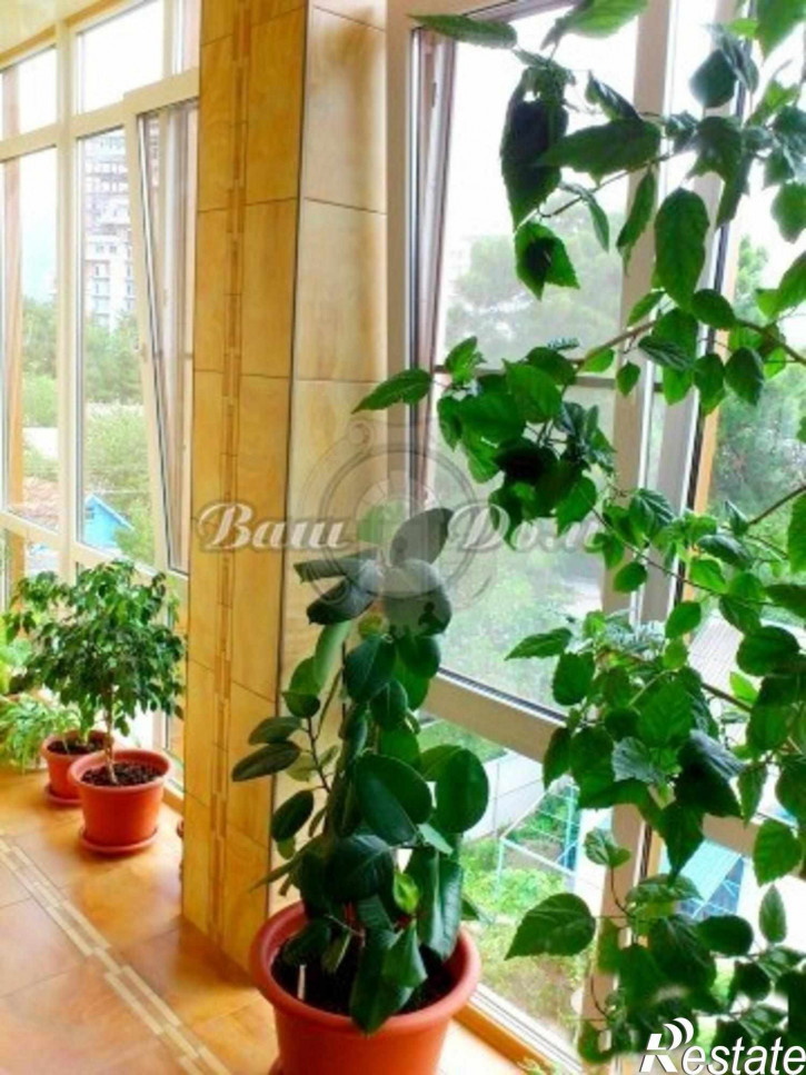 3-комн квартира ул. Ульяновская, 59