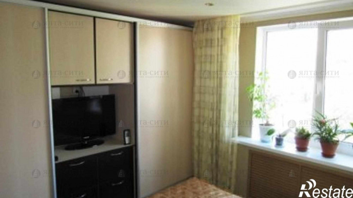 3-комн квартира Строителей пер., 11