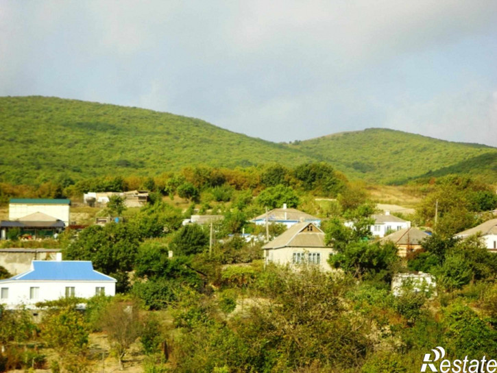 Земельный участок с. Варваровка