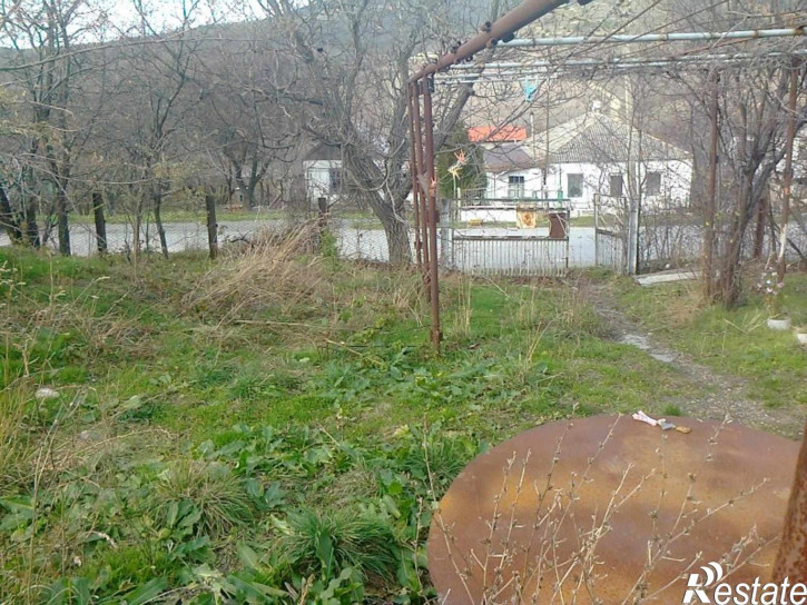 Земельный участок с. Варваровка
