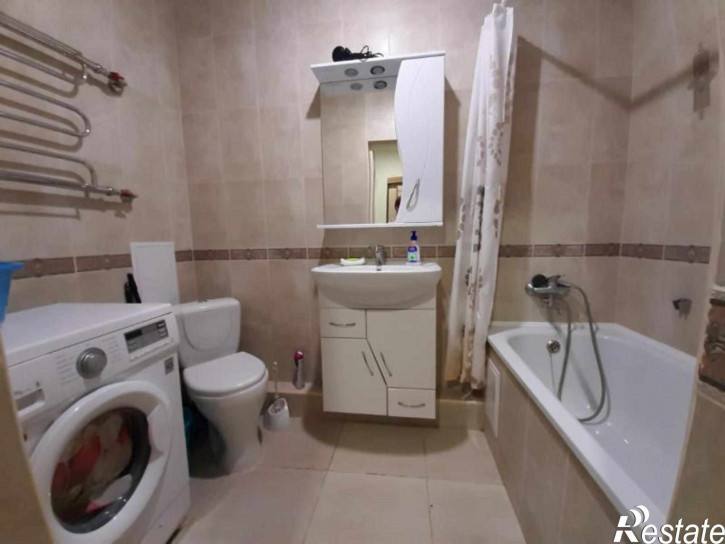 2-комн квартира Центральный район, 4