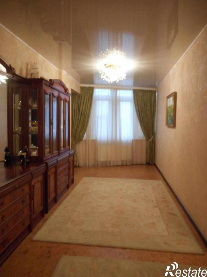 3-комн квартира ул. Промышленная, 8