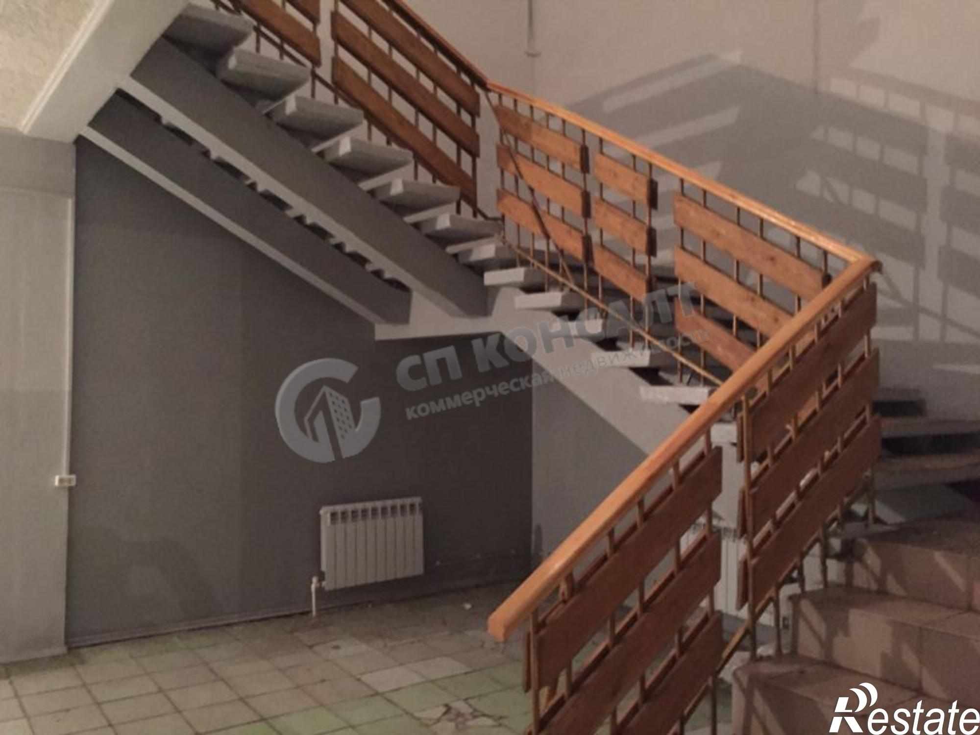 Сдать помещение свободного назначения за 293 160 рублей на Растопчина ул
