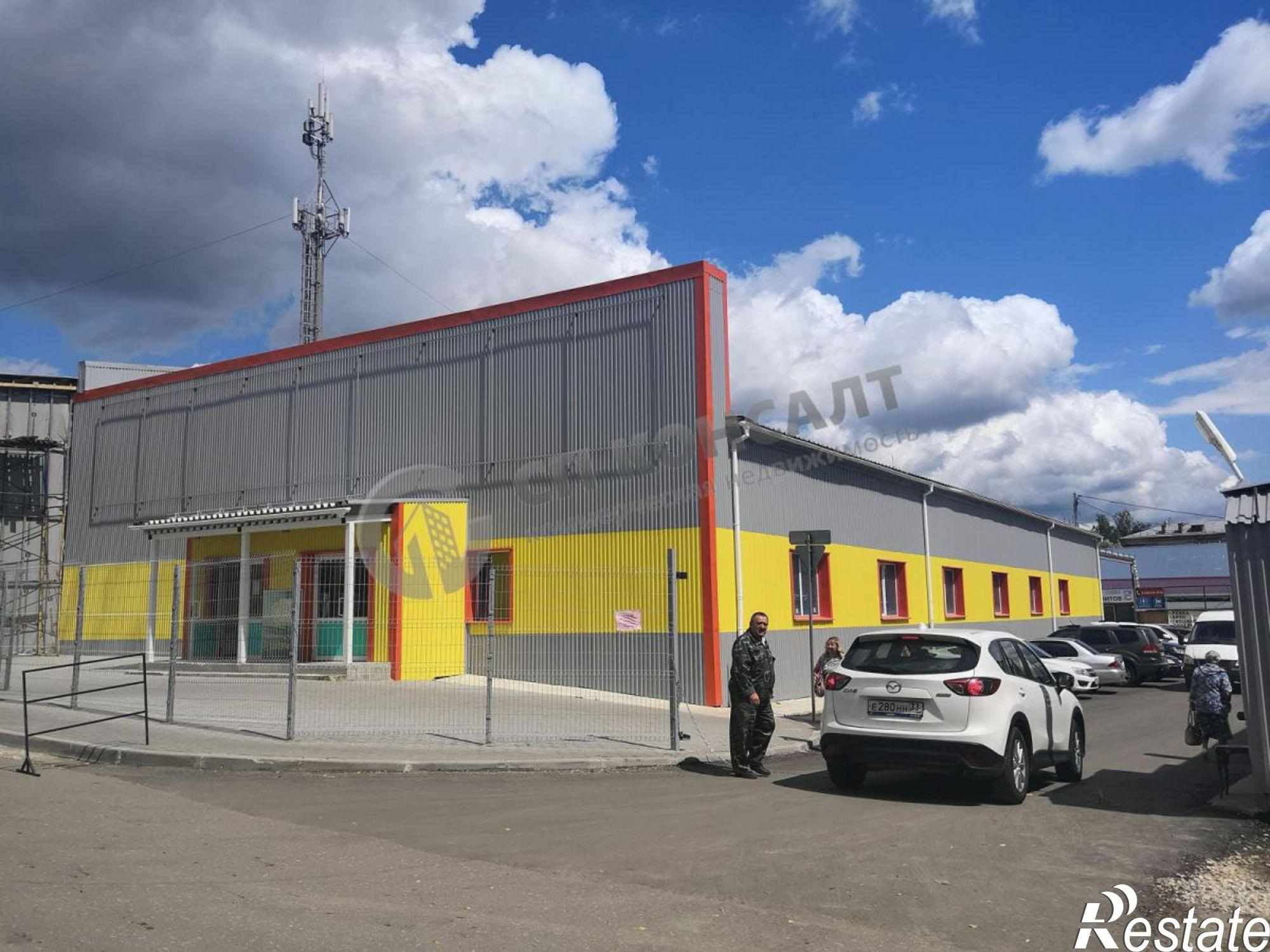 Сдать торговое помещение за 350 000 рублей на Чайковского ул, 3б