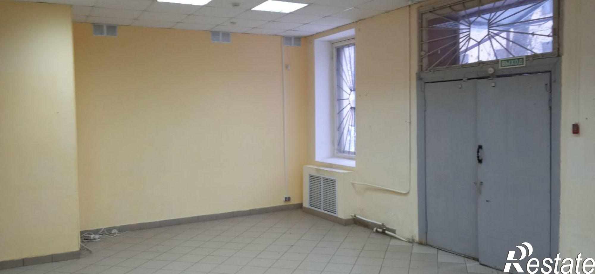 Сдать торговое помещение за 75 000 рублей на Фейгина ул, 1