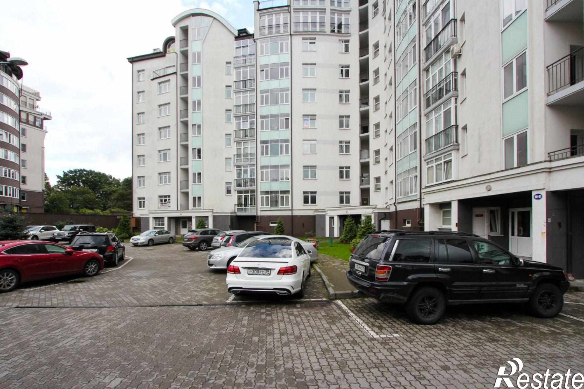 Купить квартиру за 12 300 000 рублей на Корабельная ул, 3