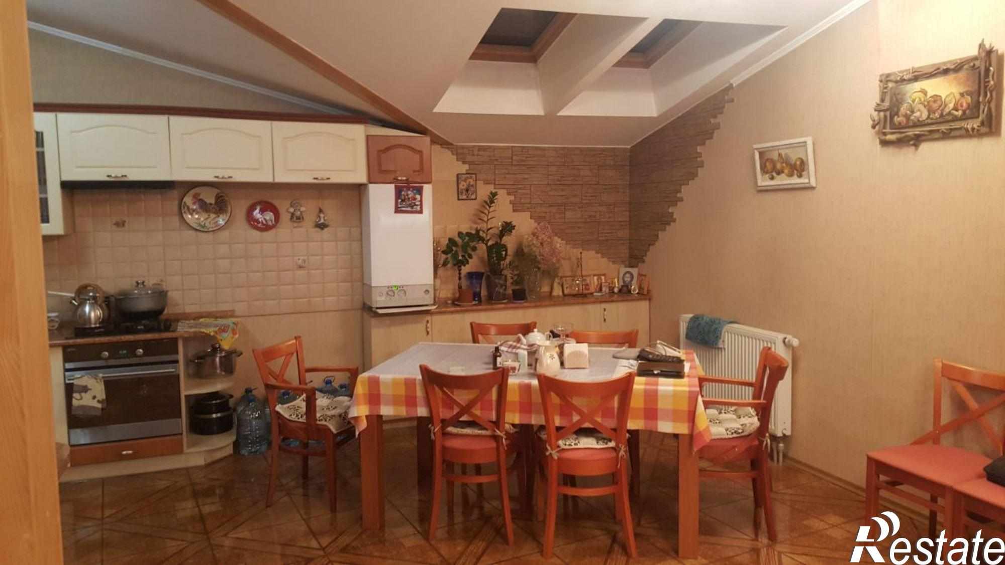 Купить квартиру за 11 500 000 рублей на Ростовская ул, 35