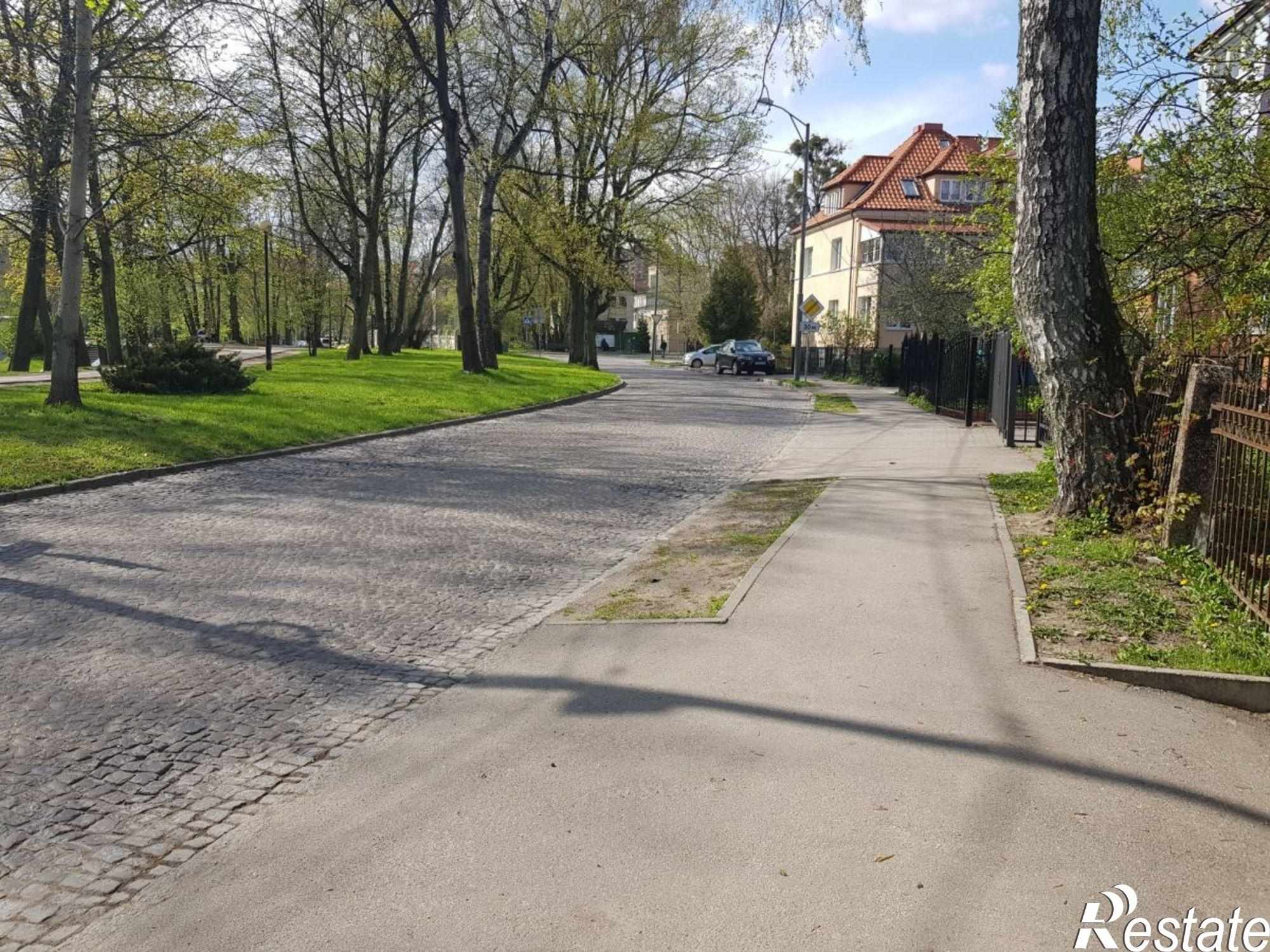 Купить квартиру за 12 000 000 рублей на Верхнеозерная ул, 9а