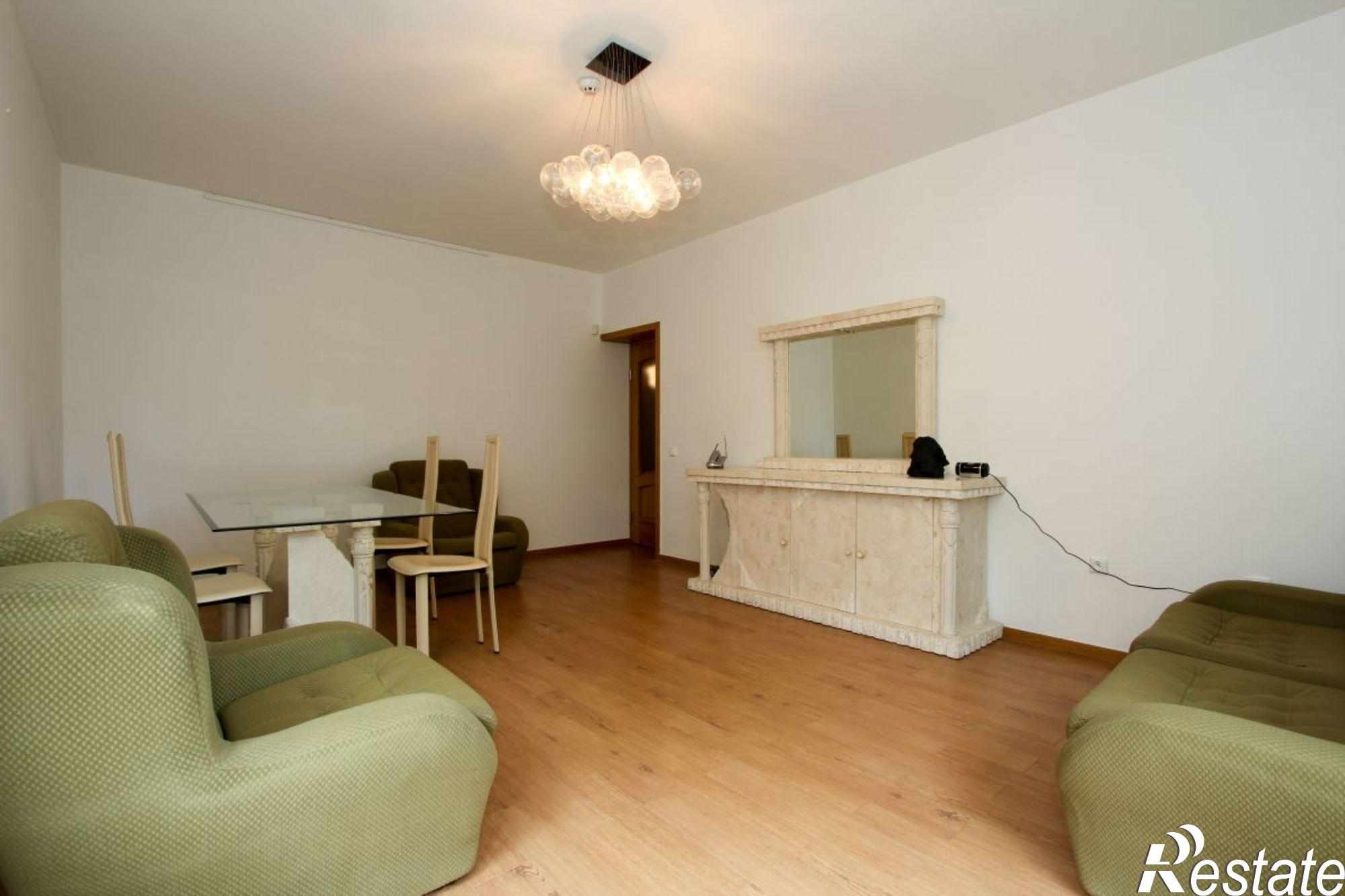 Купить квартиру за 18 370 000 рублей на Свободный пер, 4