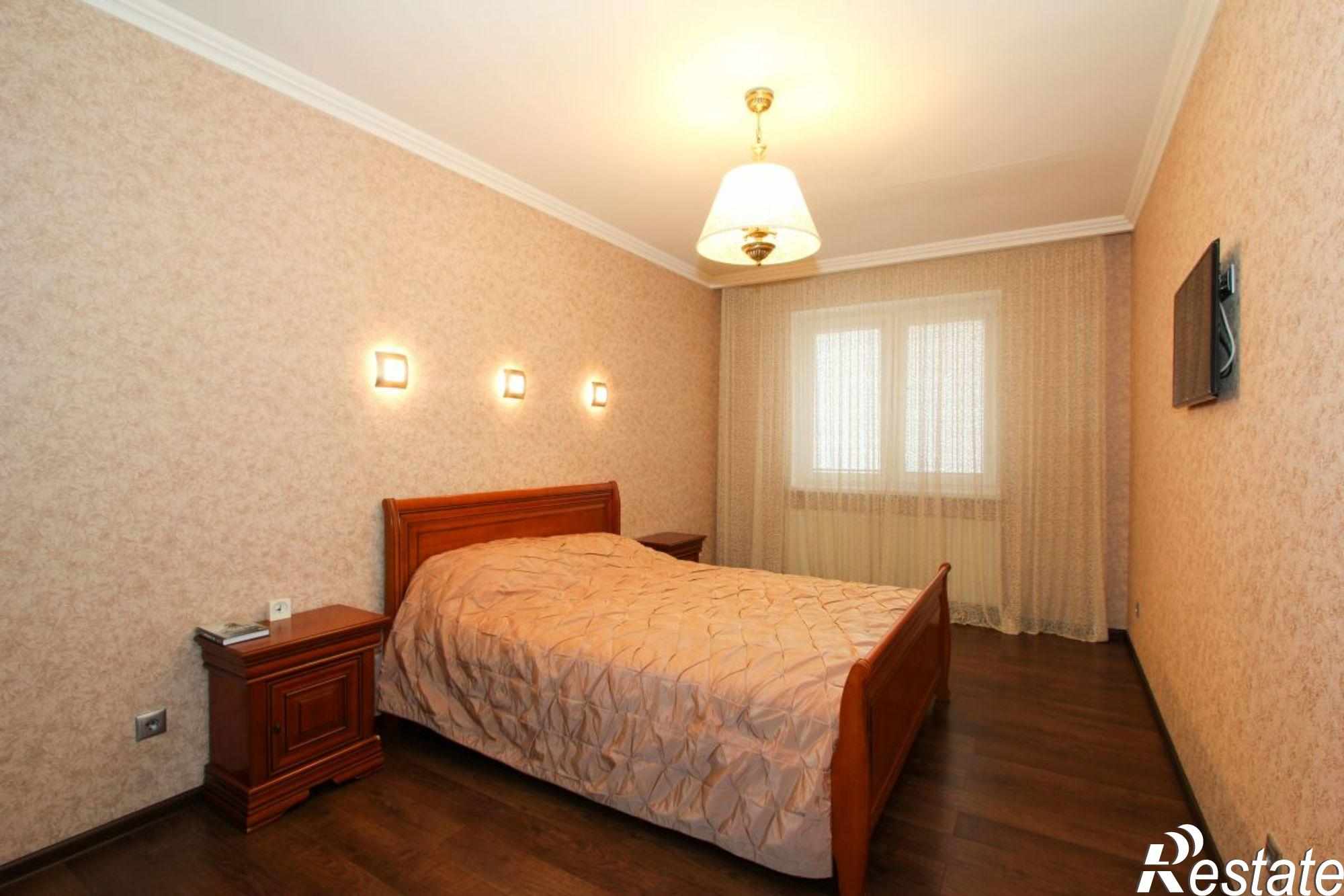 Купить квартиру за 15 900 000 рублей на Парковая аллея ул, 60