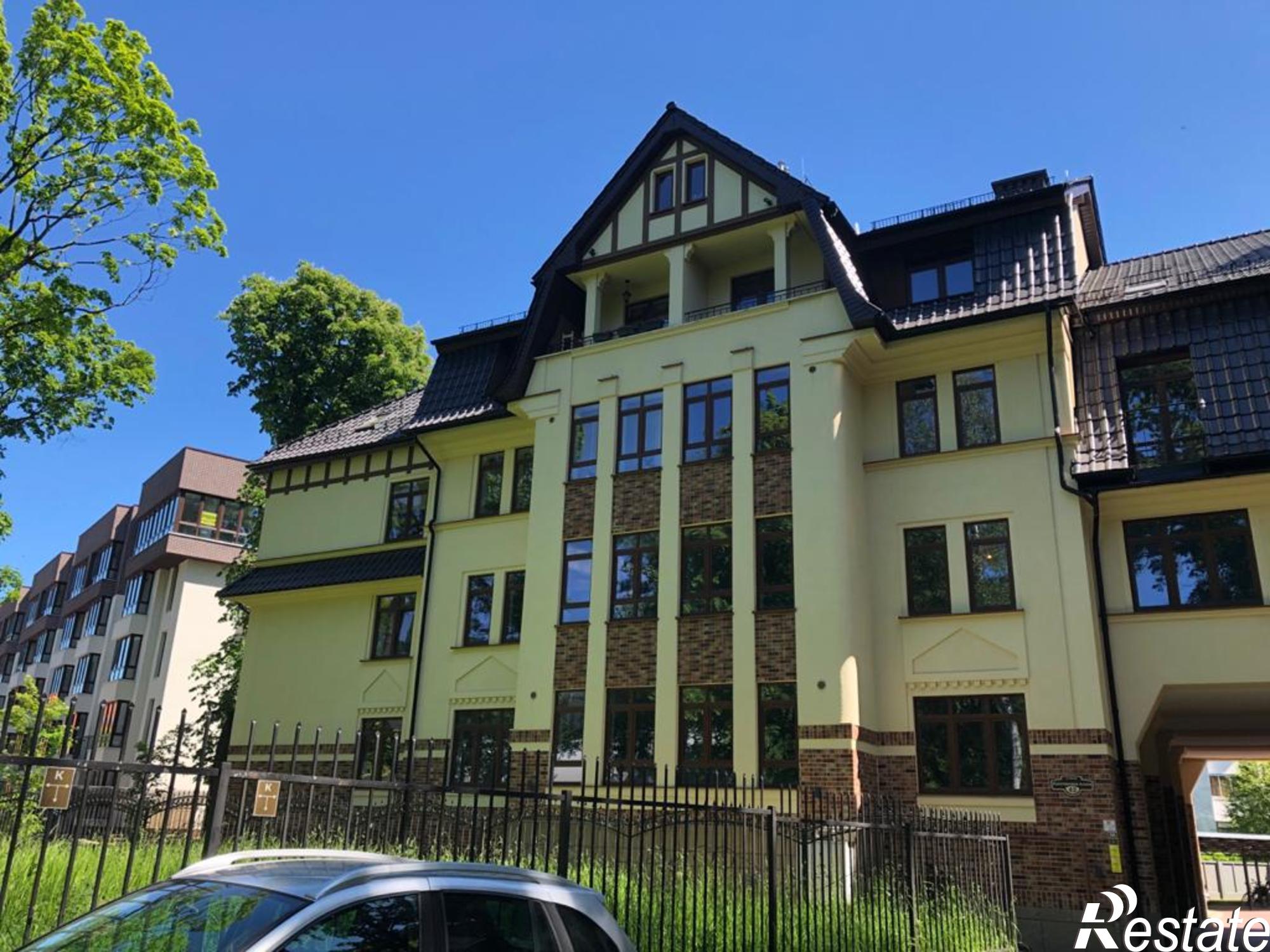 Купить квартиру за 15 300 000 рублей на Каштановая аллея ул, 42