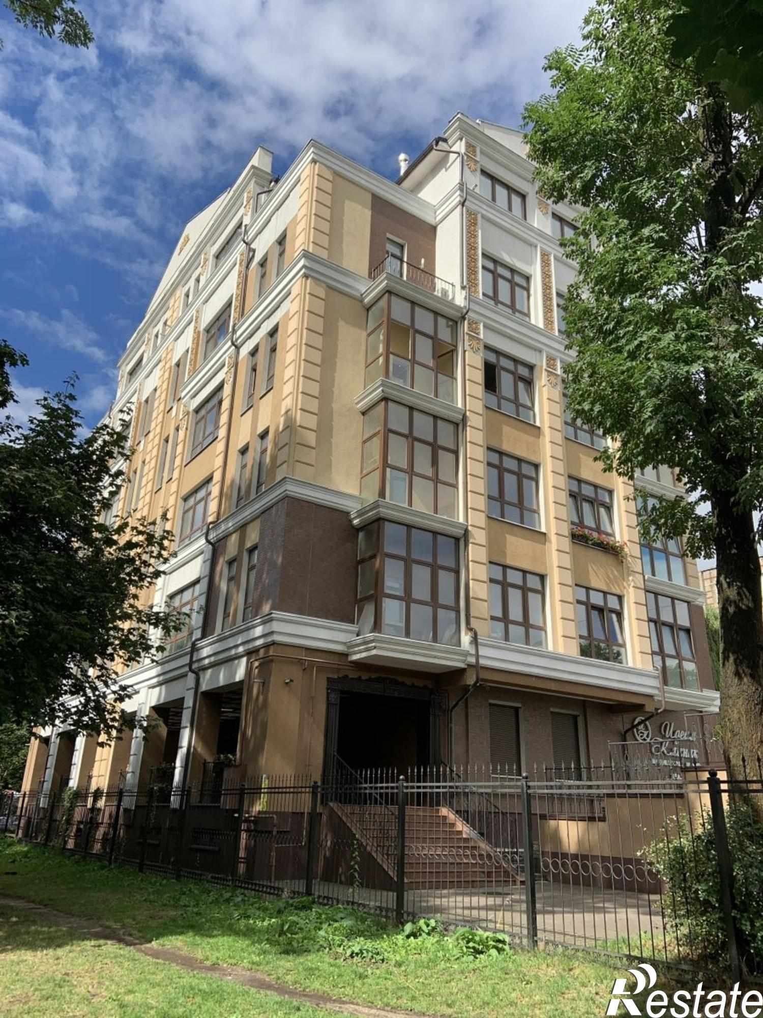 Купить квартиру за 13 200 000 рублей на С.Разина ул, 39 а