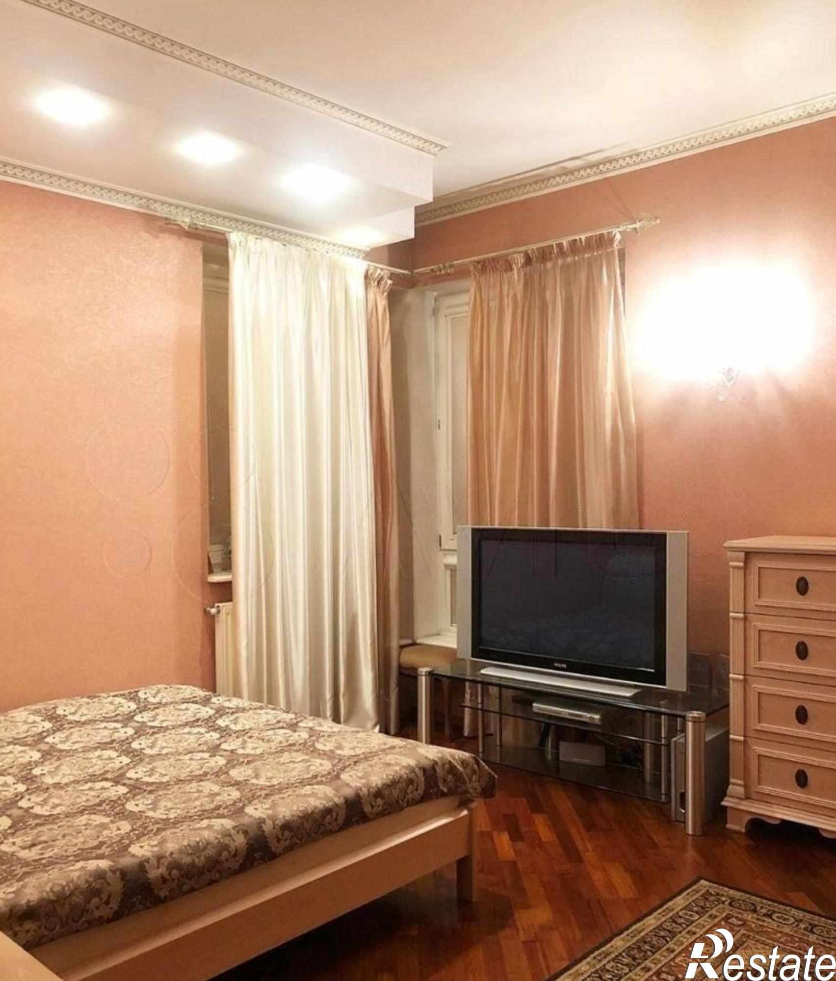 Купить квартиру за 13 500 000 рублей на Сержанта Колоскова ул, 6 А