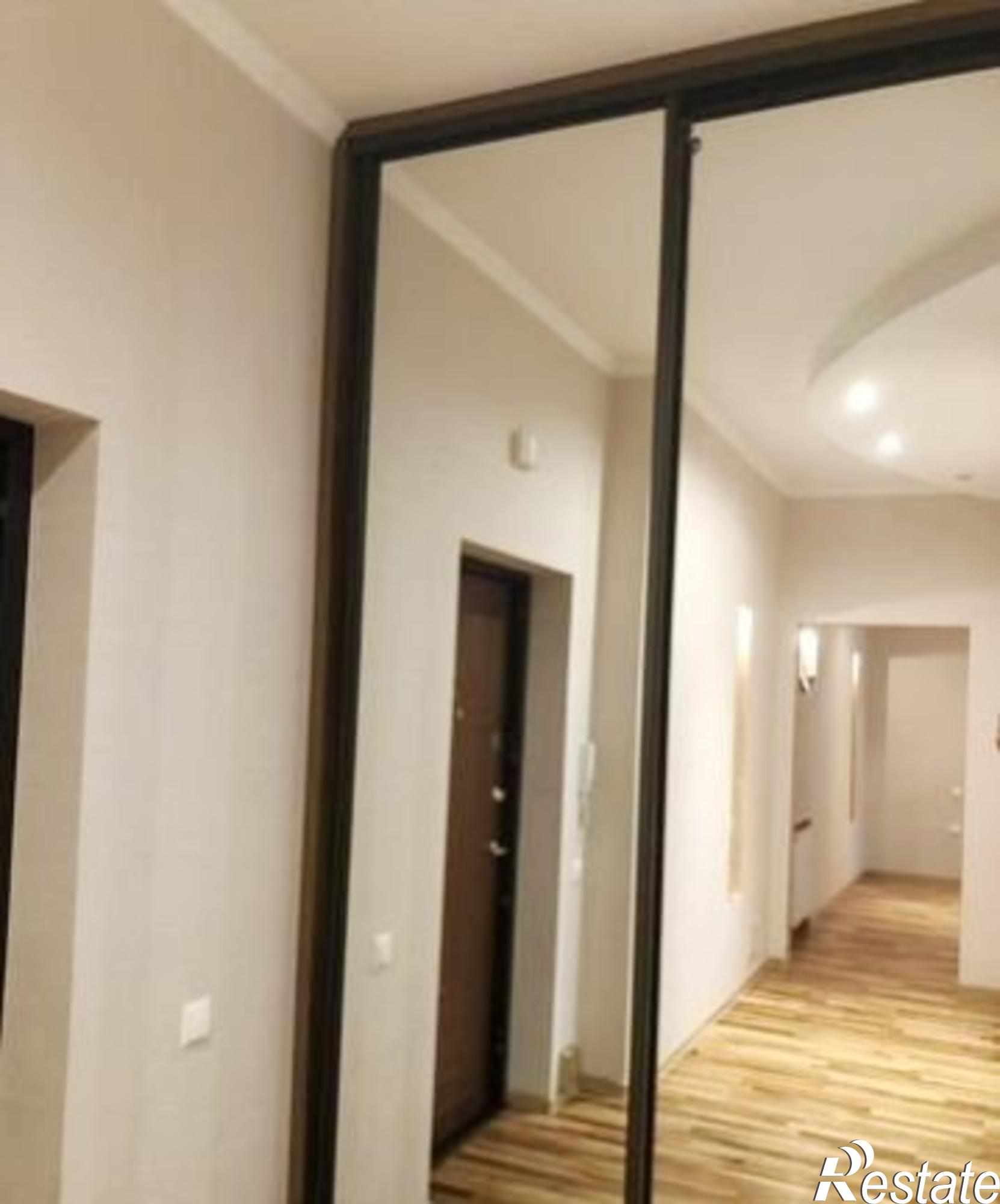 Купить квартиру за 10 150 000 рублей на Ю.Гагарина ул, 1