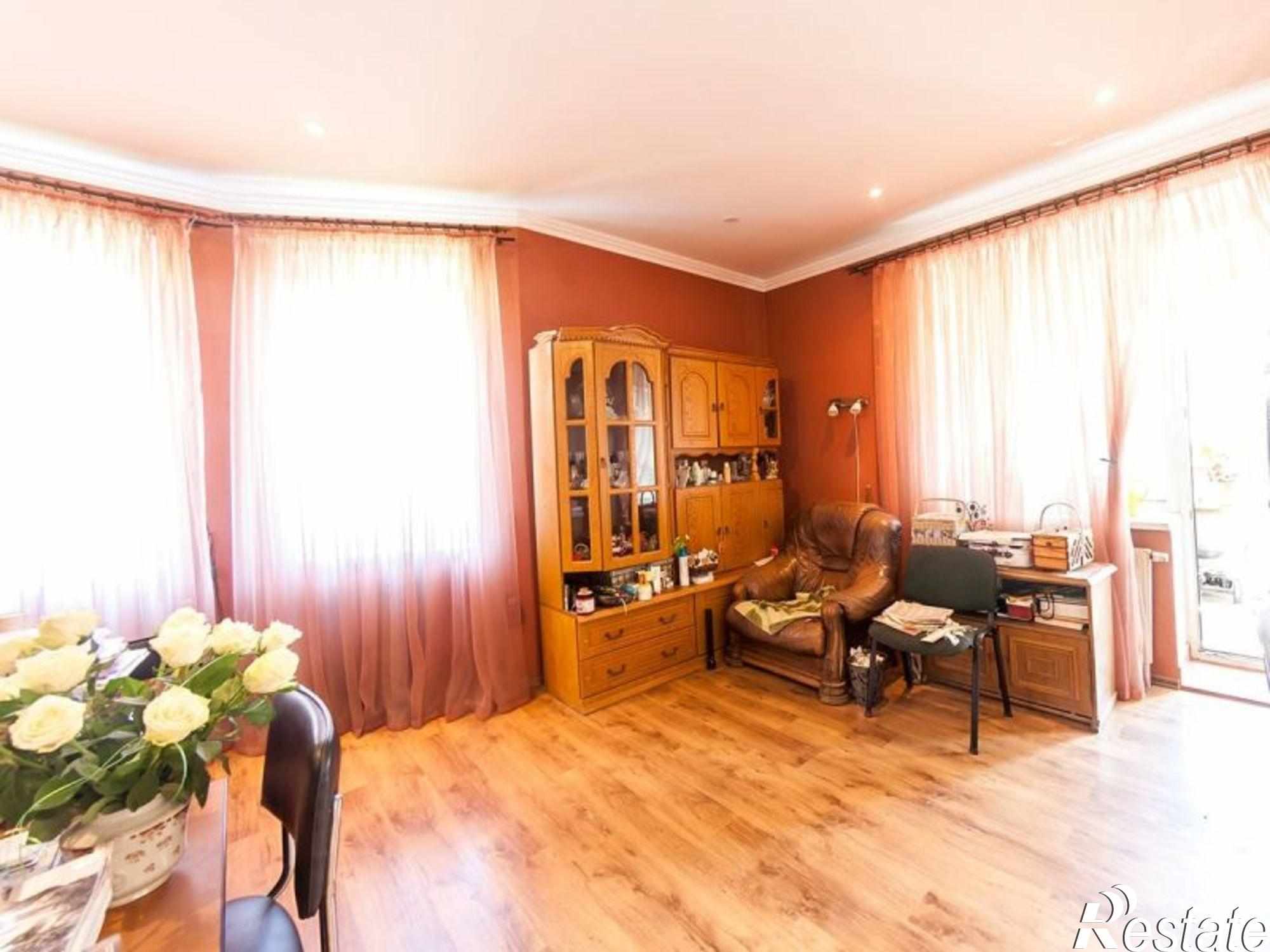 Купить дачу, дом, коттедж за 25 000 000 рублей на Жуковского ул