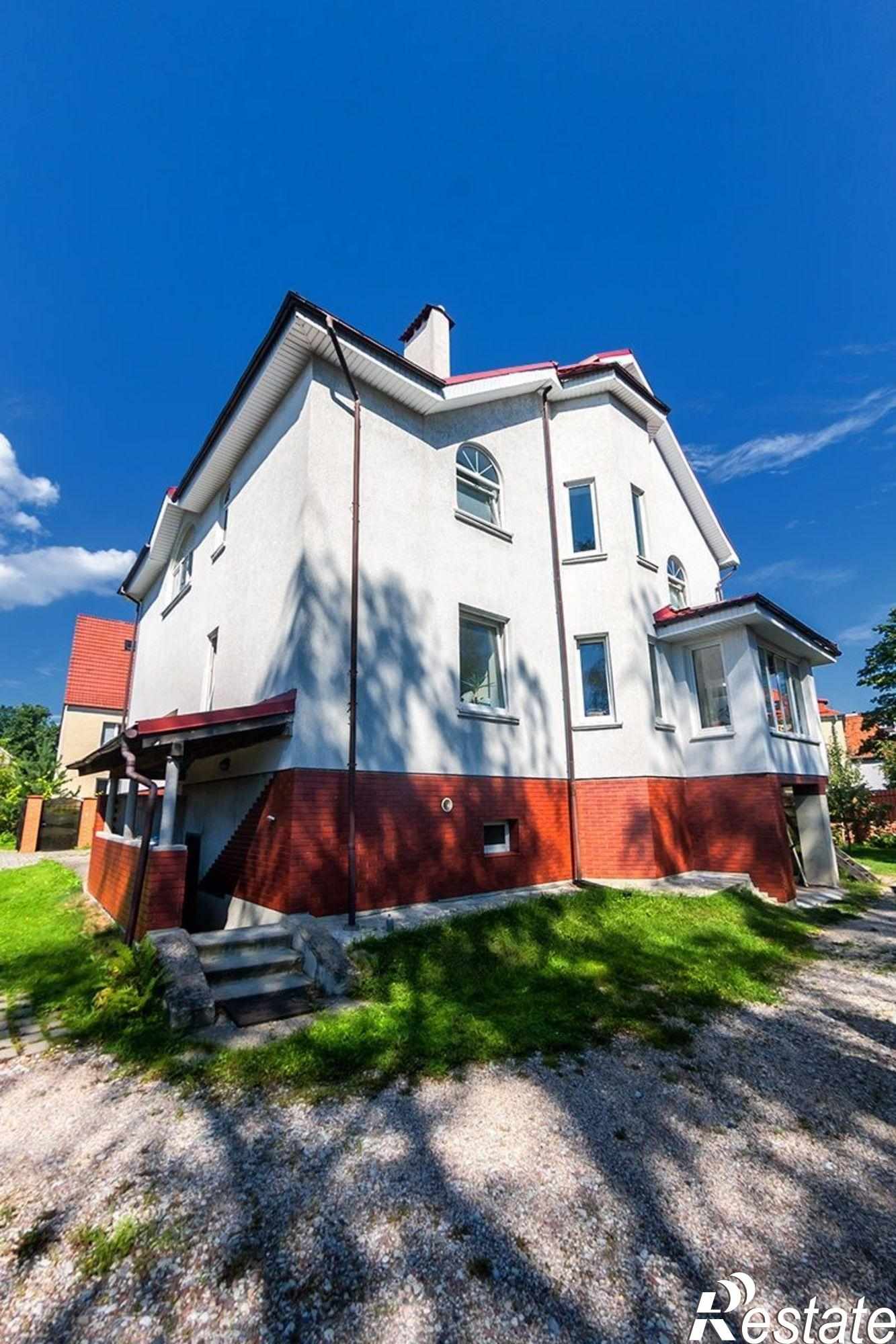 Купить дачу, дом, коттедж за 25 000 000 рублей на Жуковского ул