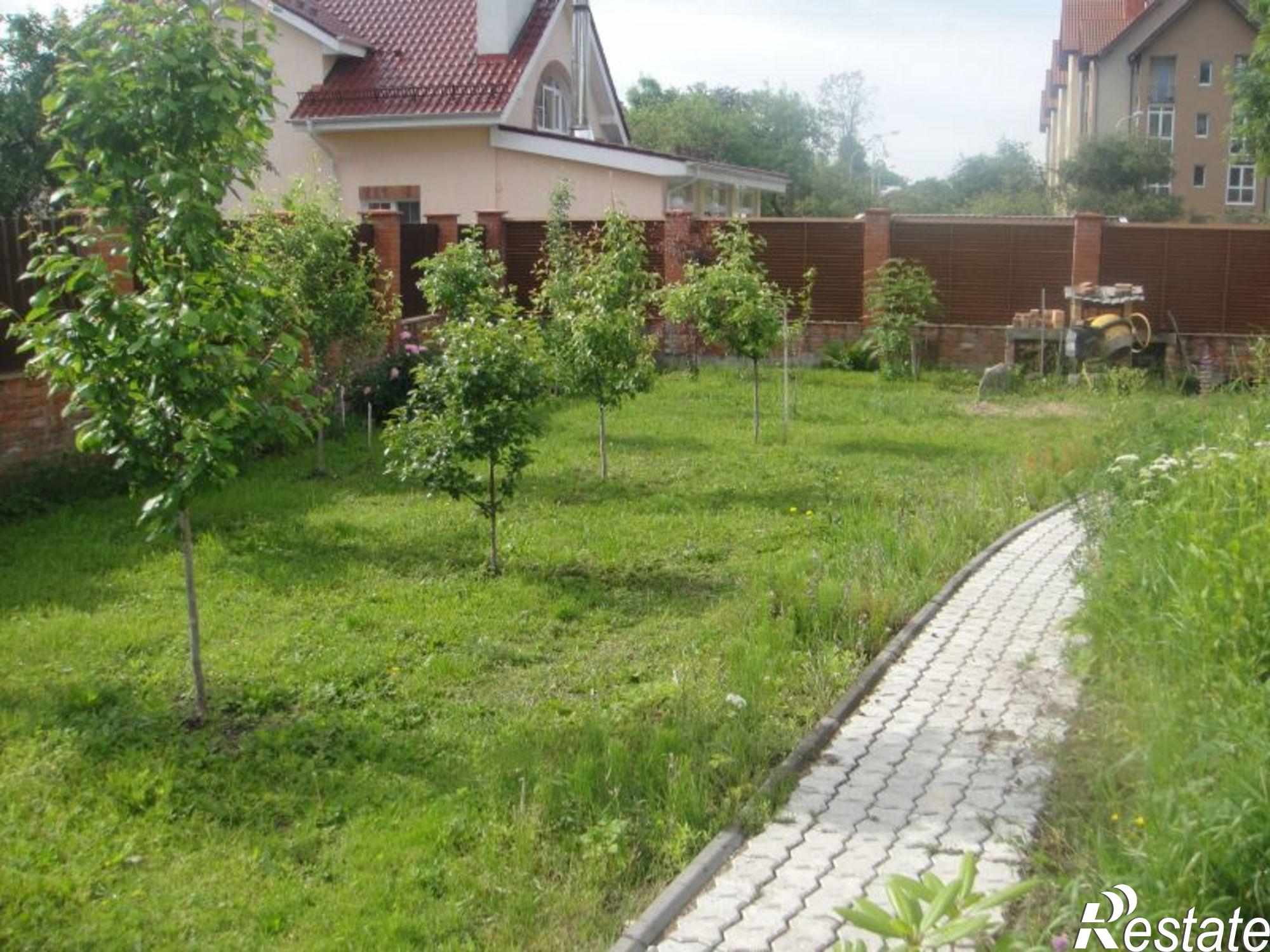 Купить дачу, дом, коттедж за 25 000 000 рублей на Жуковского ул