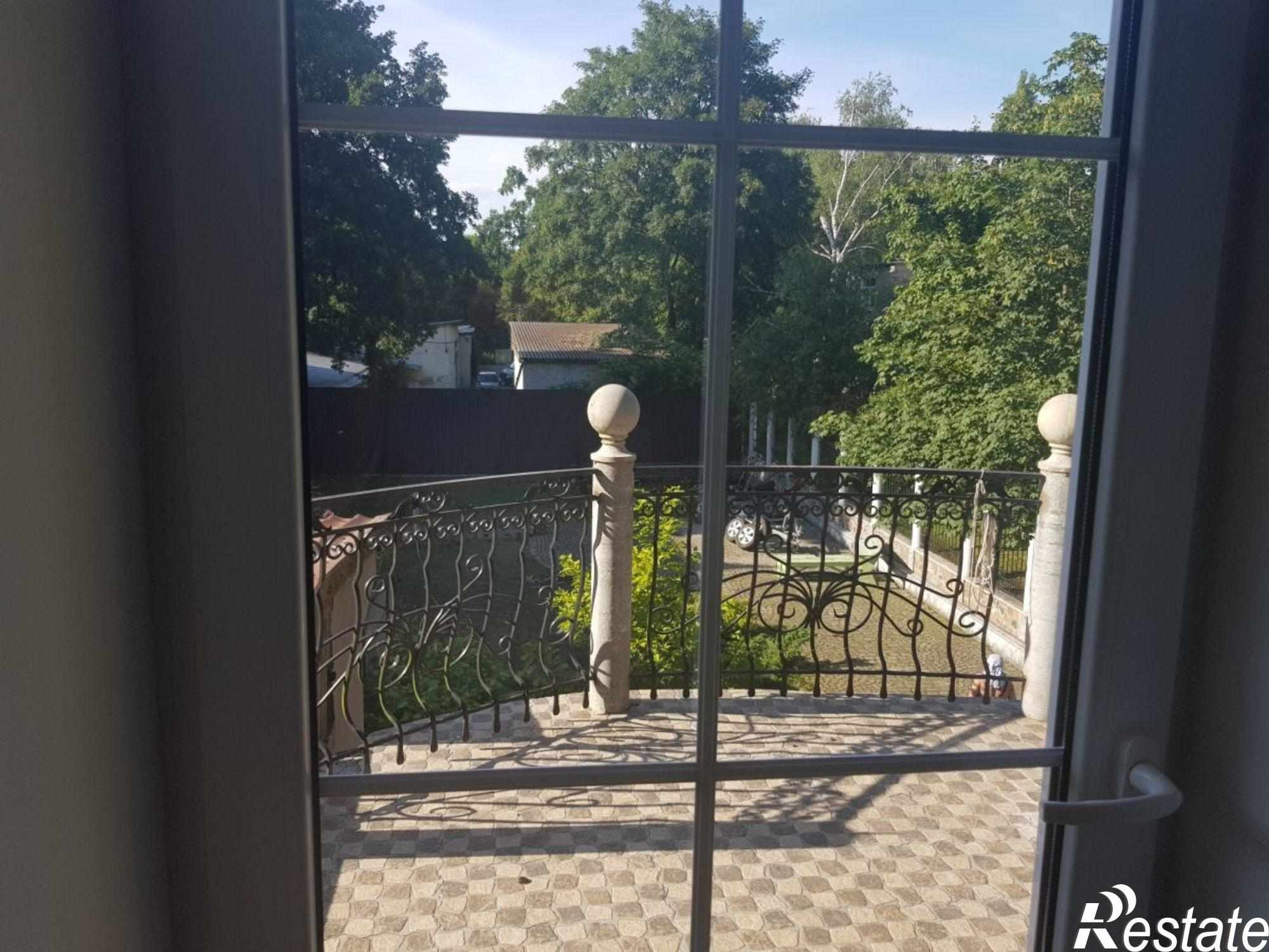 Купить дачу, дом, коттедж за 30 000 000 рублей на Шиллера ул