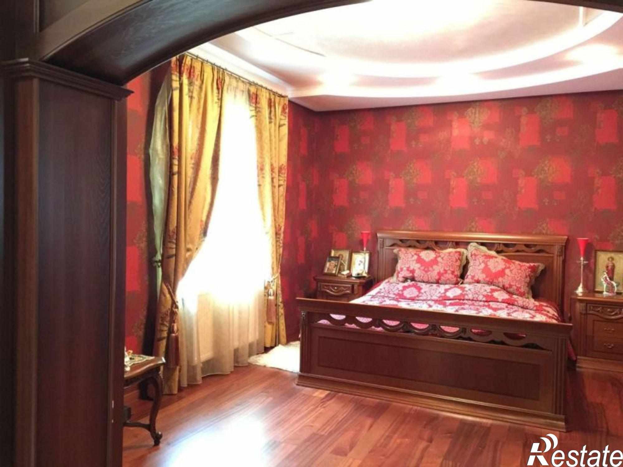 Купить дачу, дом, коттедж за 46 500 000 рублей на Е.Колесникова ул