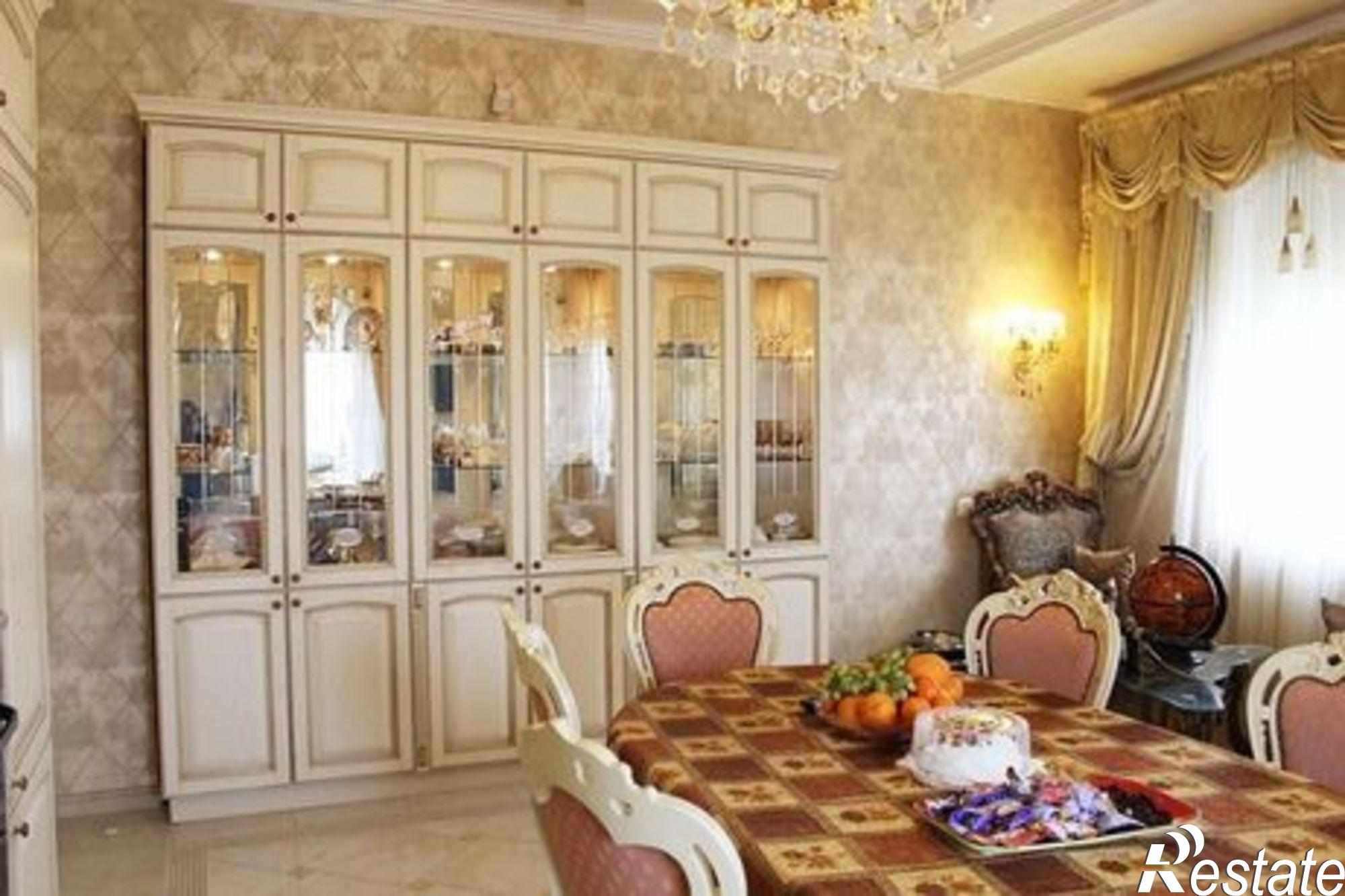 Купить дачу, дом, коттедж за 44 000 000 рублей на Тихий пер