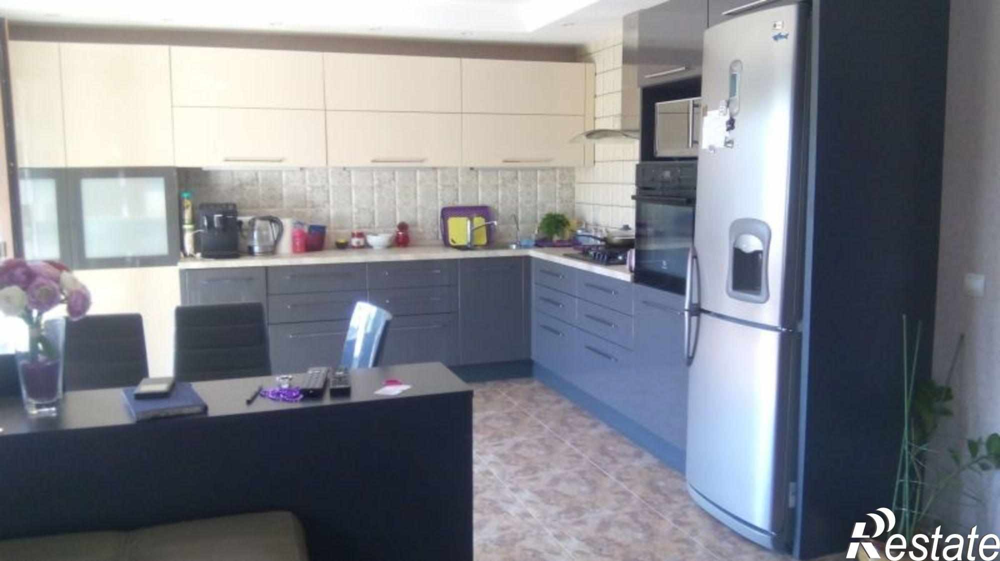 Купить дачу, дом, коттедж за 13 200 000 рублей на Докука ул
