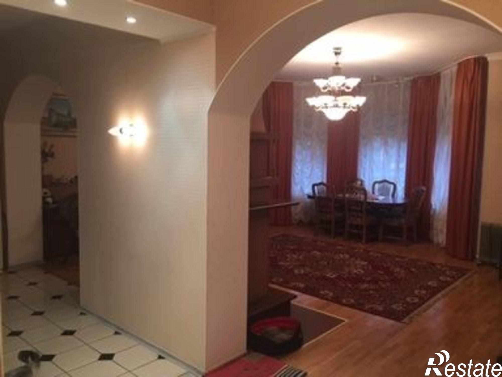 Купить дачу, дом, коттедж за 51 000 000 рублей на Яблоневая аллея ул