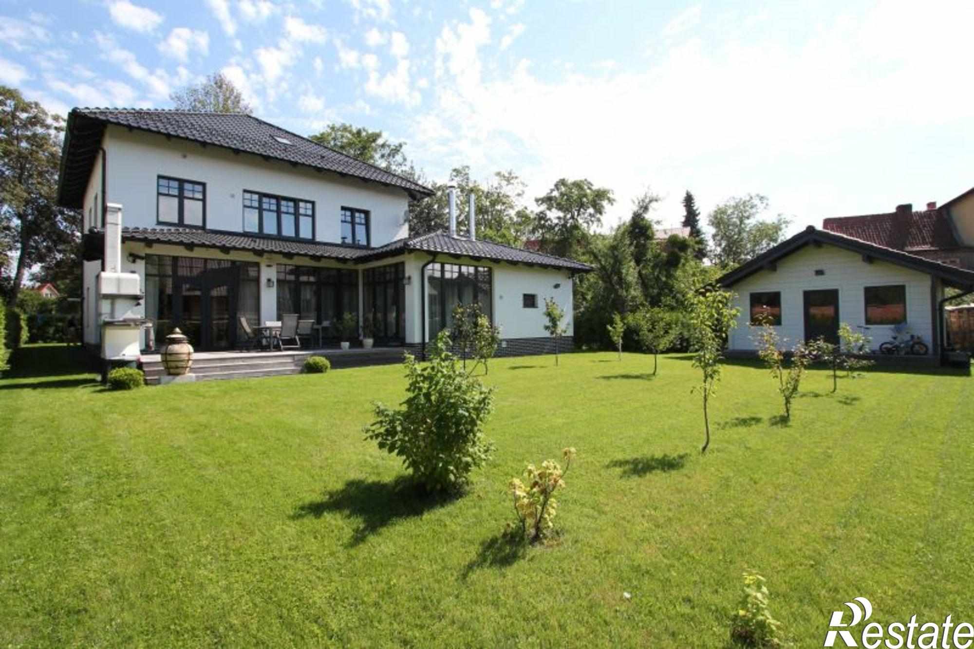 Купить дачу, дом, коттедж за 65 000 000 рублей на Герцена ул