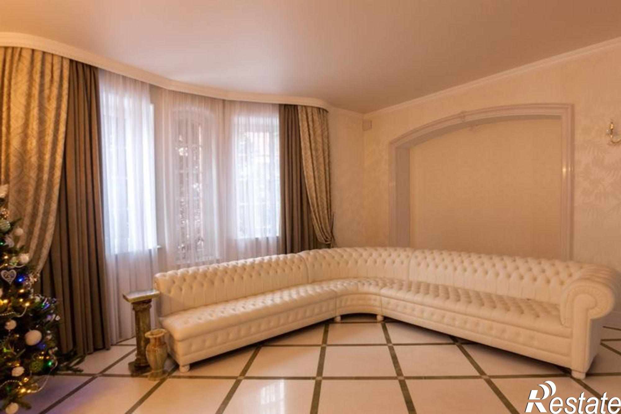 Купить дачу, дом, коттедж за 120 000 000 рублей на Д.Бедного ул