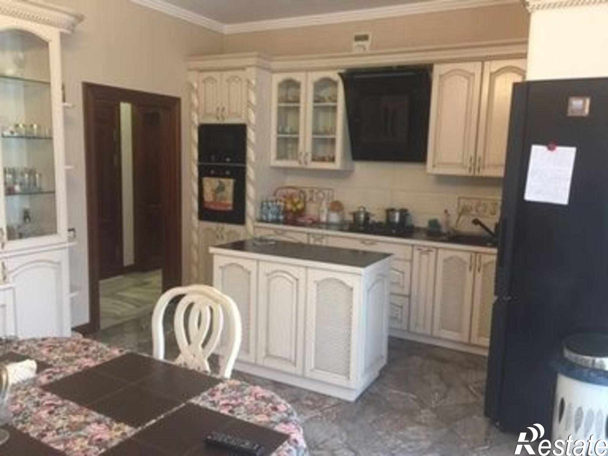 Купить дачу, дом, коттедж за 55 000 000 рублей на Яблоневая аллея ул