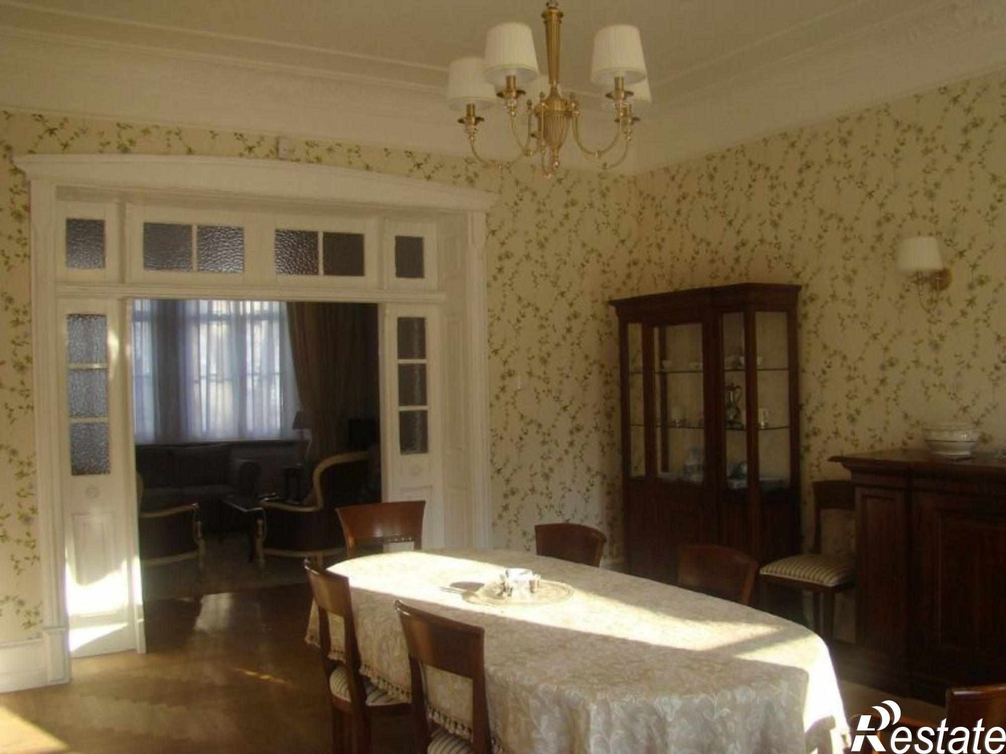Купить дачу, дом, коттедж за 85 000 000 рублей на Комсомольская ул