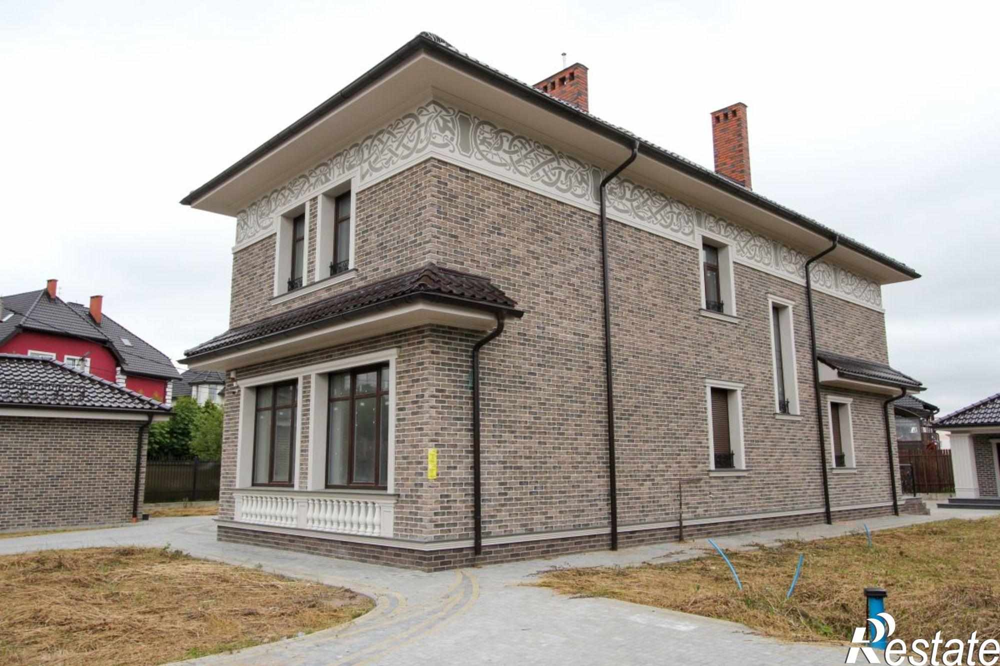 Купить дачу, дом, коттедж за 27 000 000 рублей на Каштановая ул