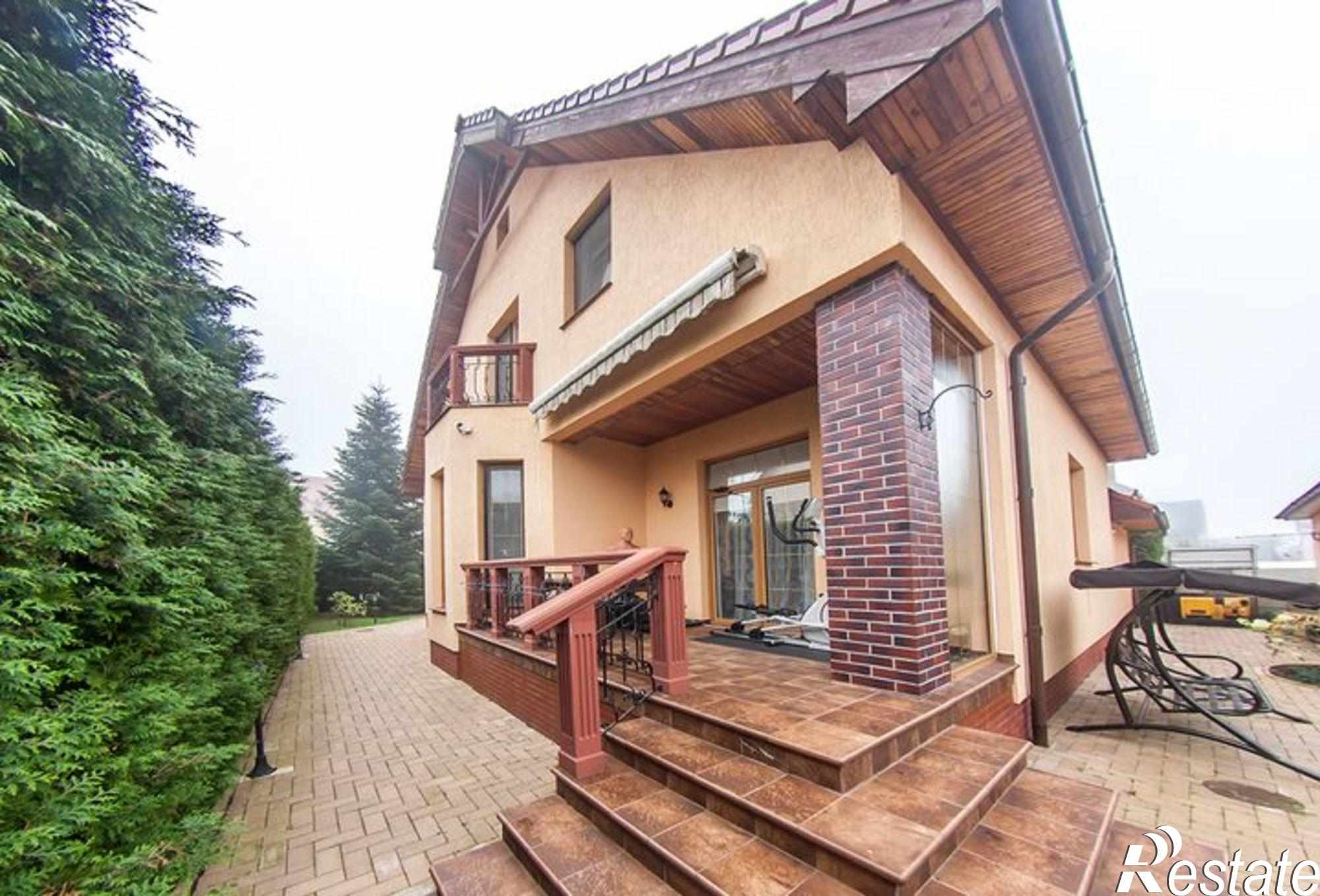 Купить дачу, дом, коттедж за 41 500 000 рублей на Изумрудная ул