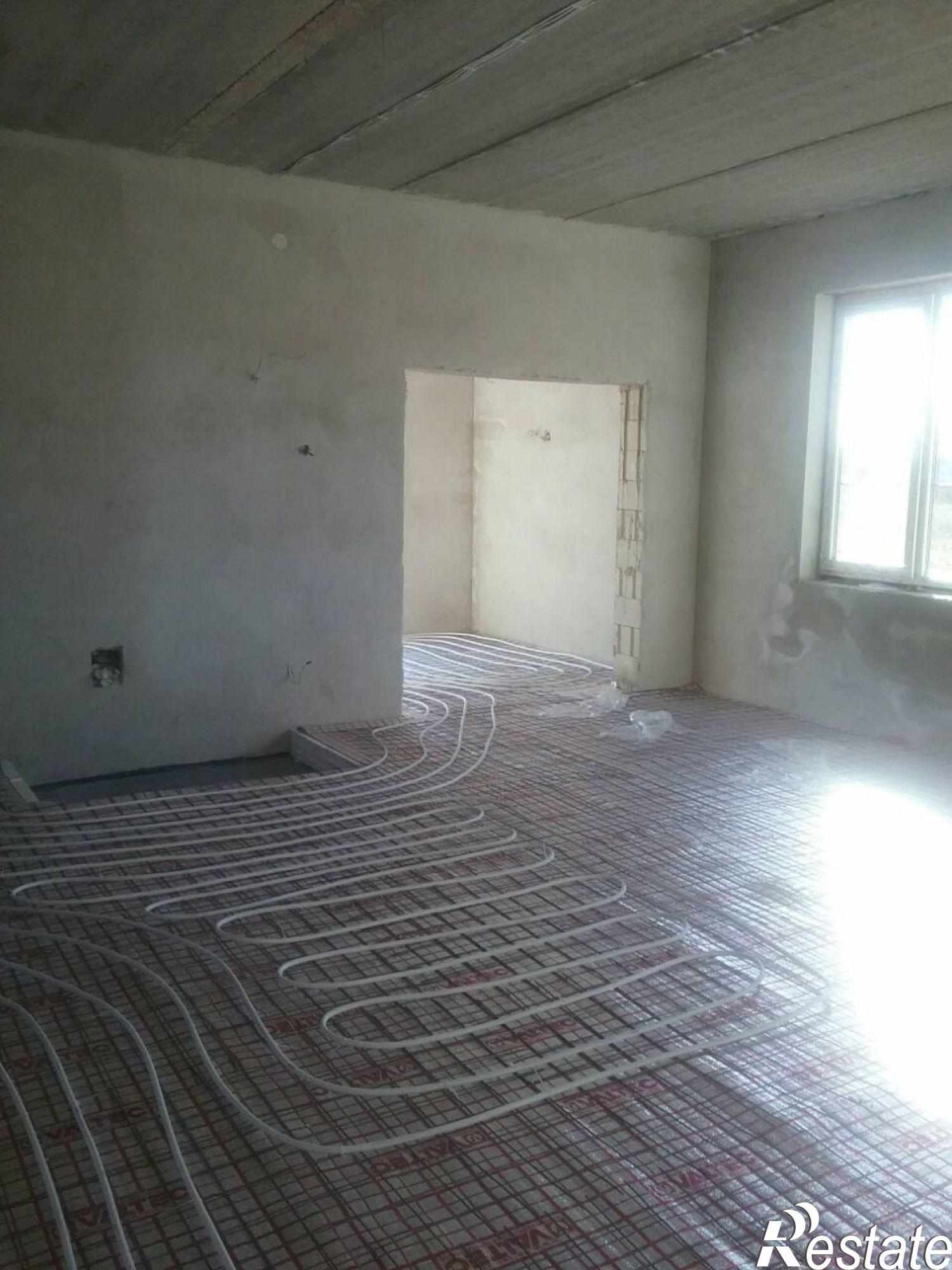 Купить дачу, дом, коттедж за 10 200 000 рублей на Клинцовка п, Гвардейская ул