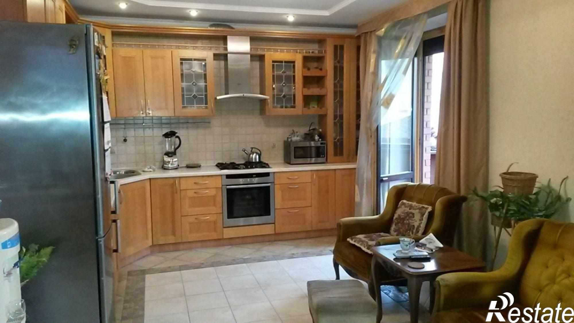 Купить дачу, дом, коттедж за 18 500 000 рублей на Молодежная ул