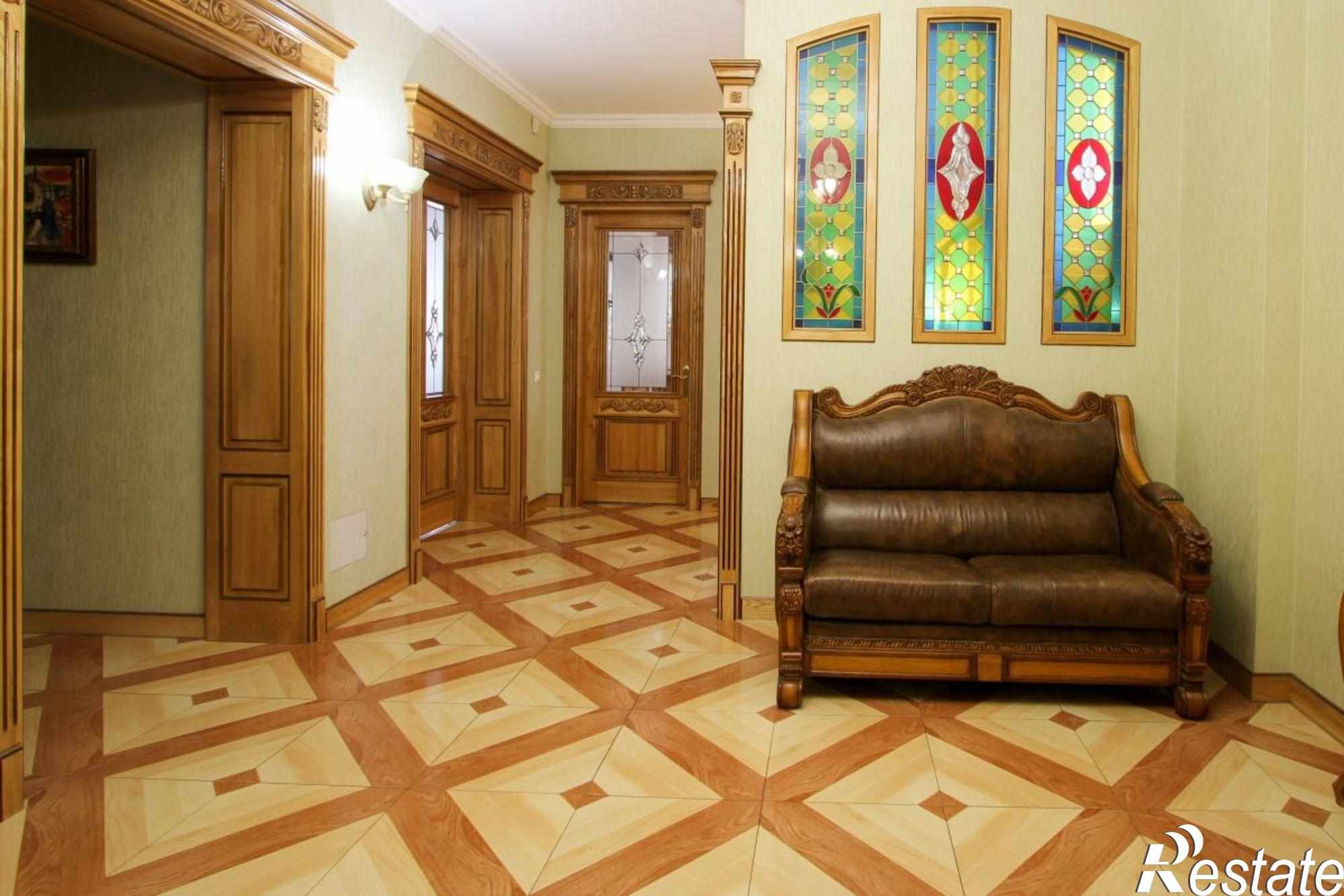 Купить дачу, дом, коттедж за 35 000 000 рублей на Лесная ул