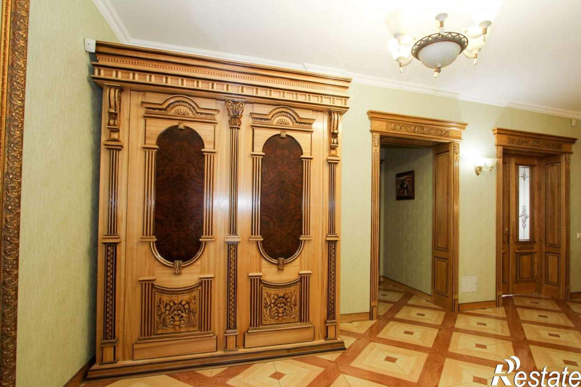 Купить дачу, дом, коттедж за 35 000 000 рублей на Лесная ул