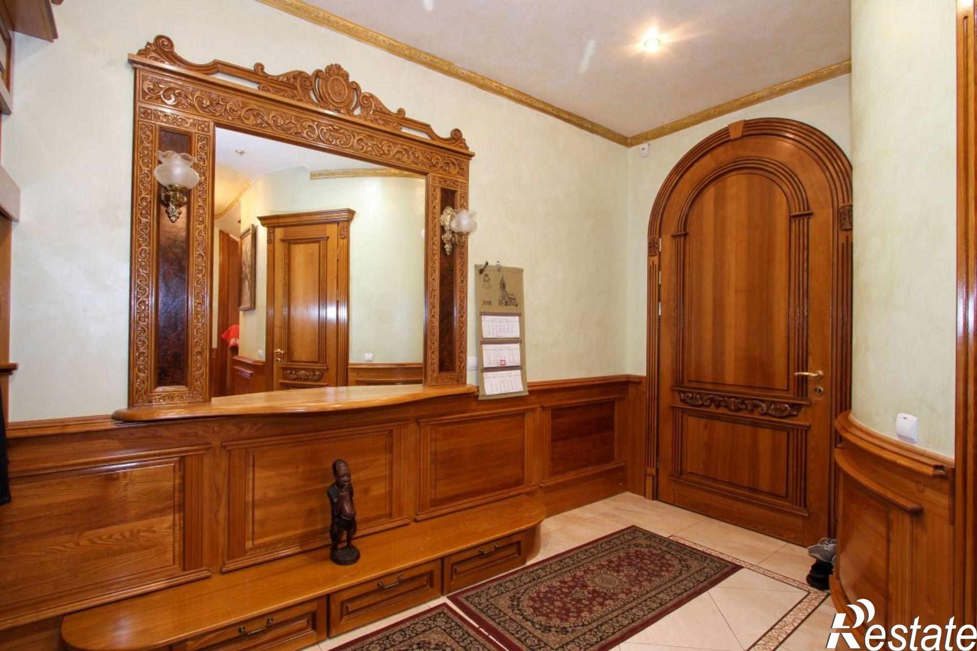 Купить дачу, дом, коттедж за 50 000 000 рублей на Лесная ул