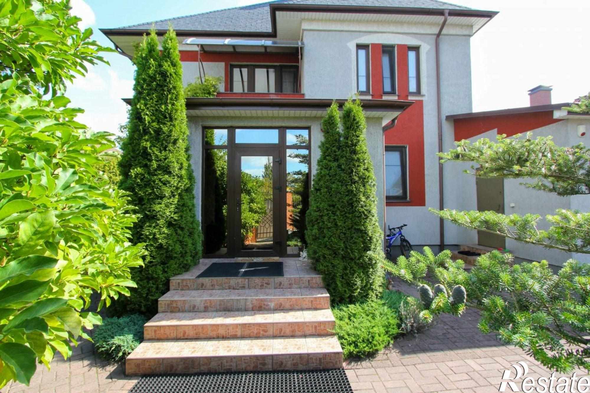 Купить дачу, дом, коттедж за 53 000 000 рублей на Римская ул